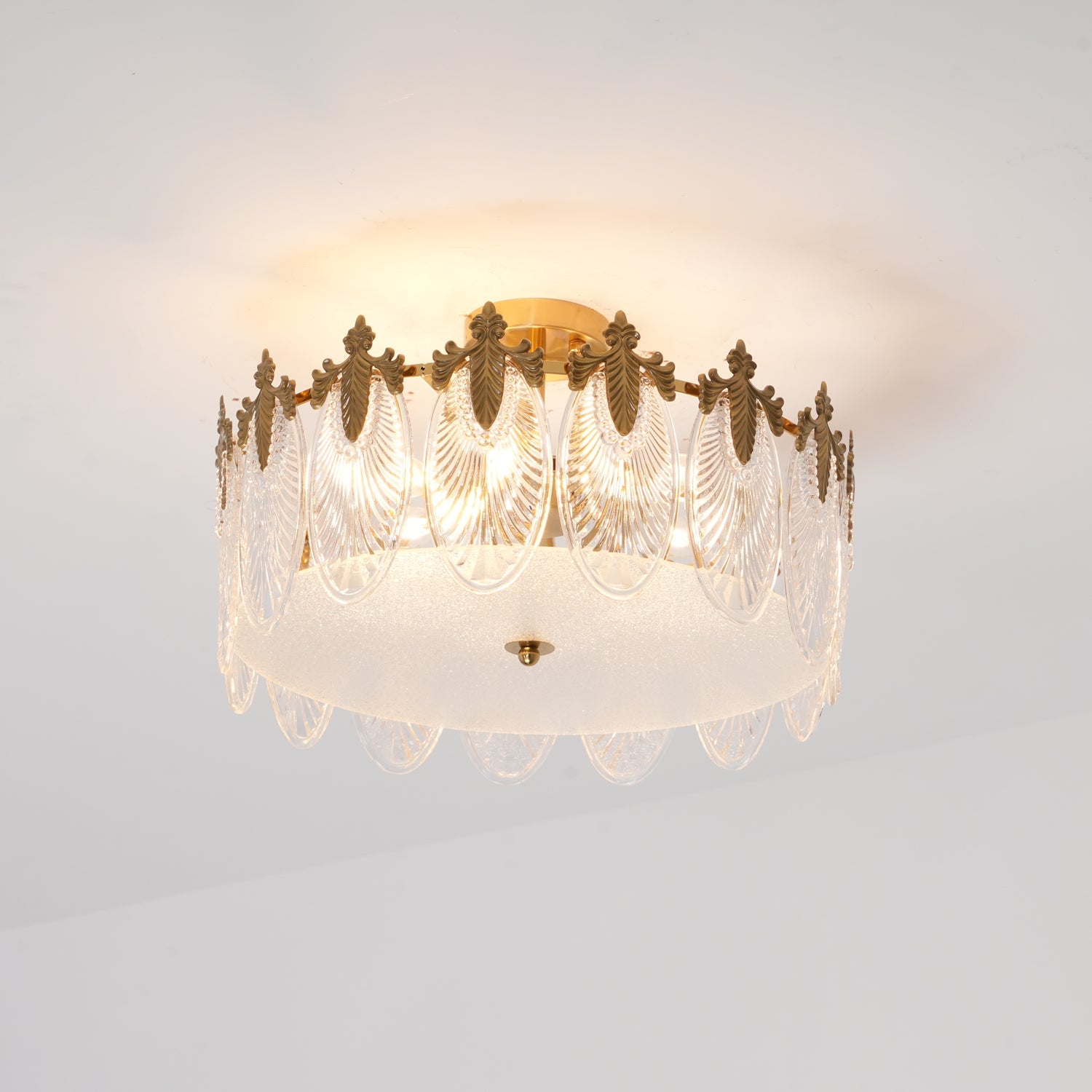Decorative Pattern Glass Round Chandelier - Blowlighting