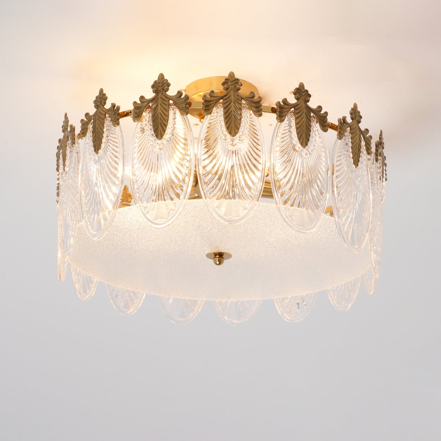Decorative Pattern Glass Round Chandelier - Blowlighting