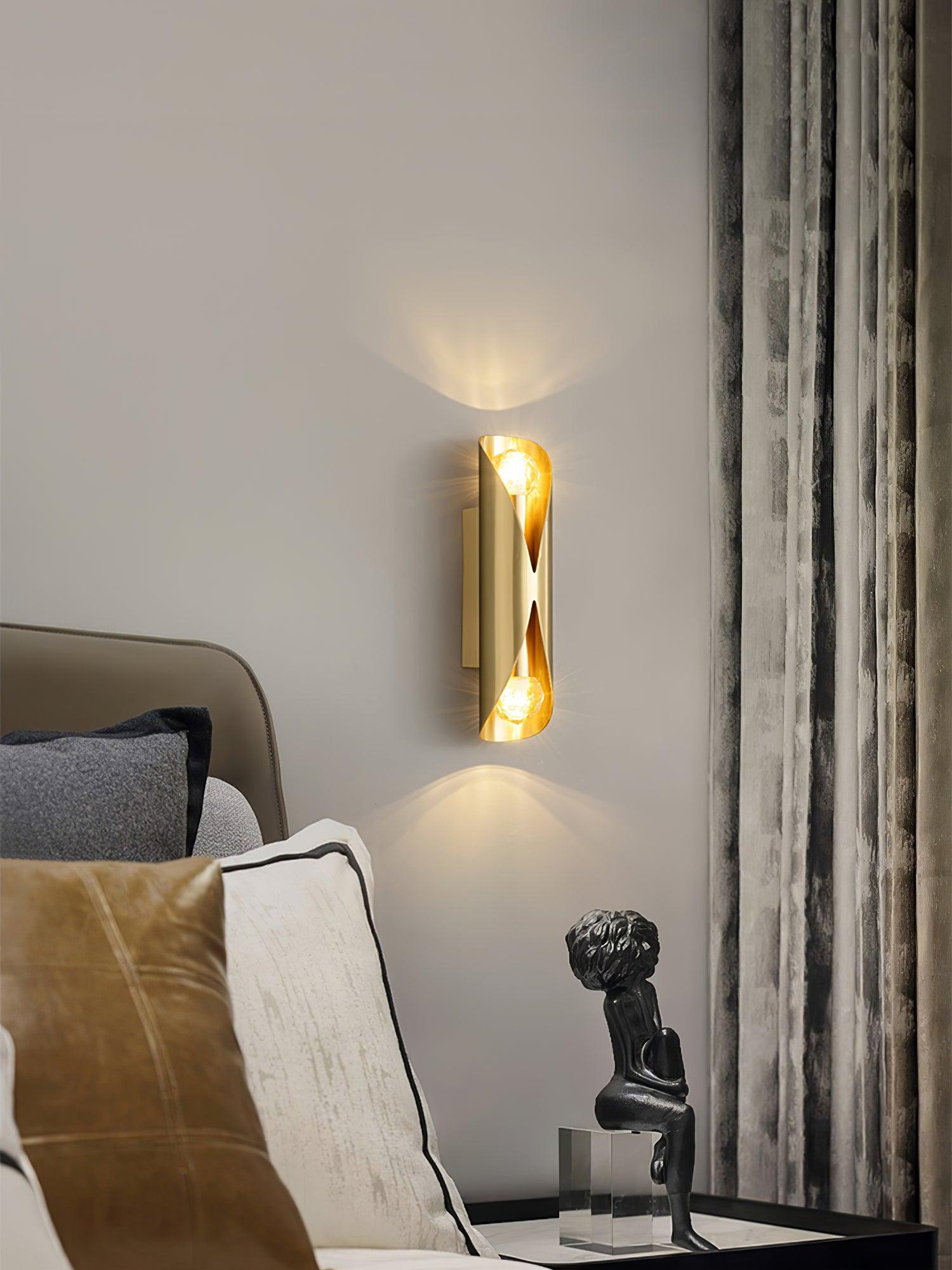 Diamonds Brass Wall Lamp - Blowlighting