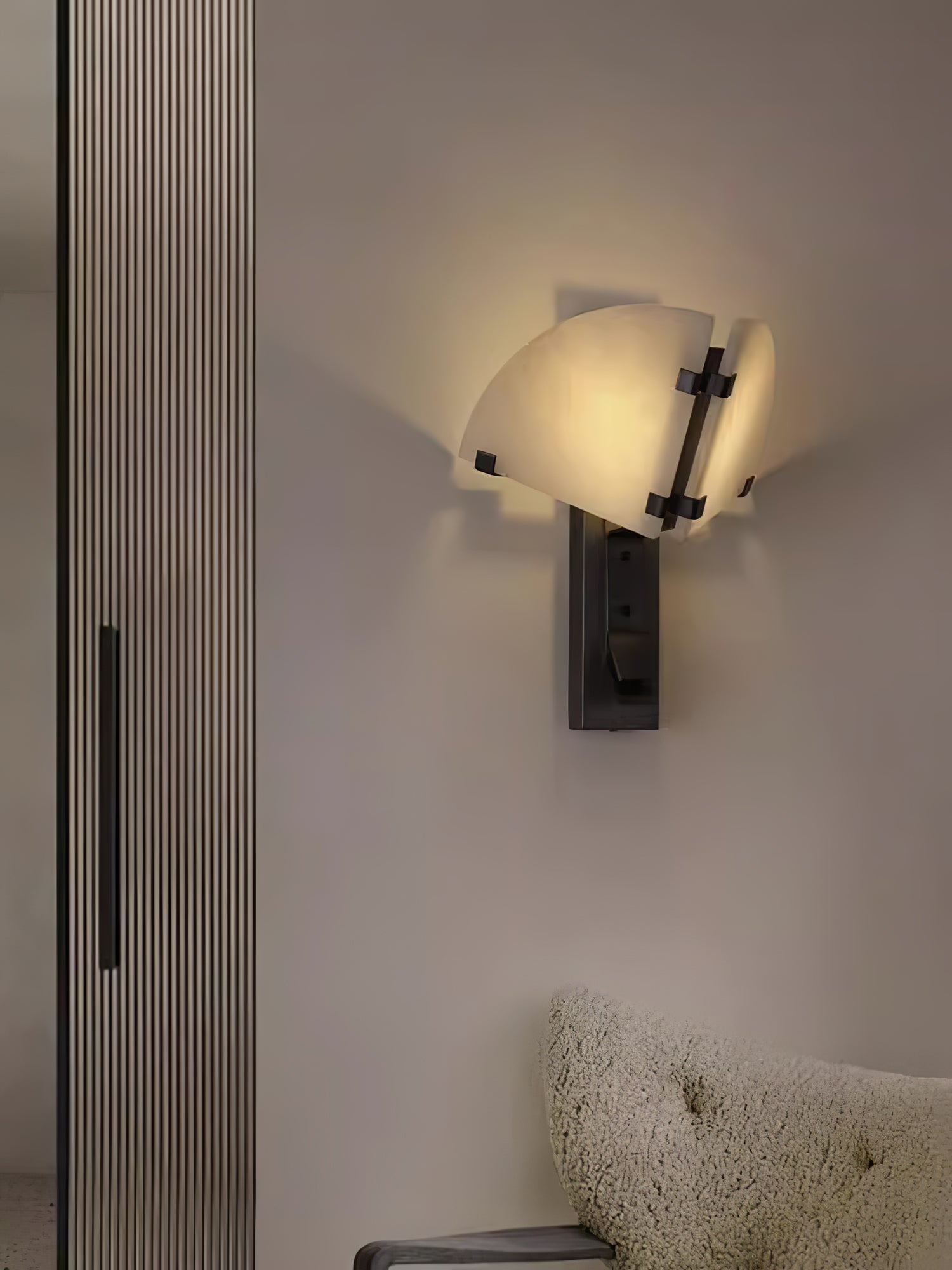 Selesta Modern Alabaster Wall Light - Blowlighting