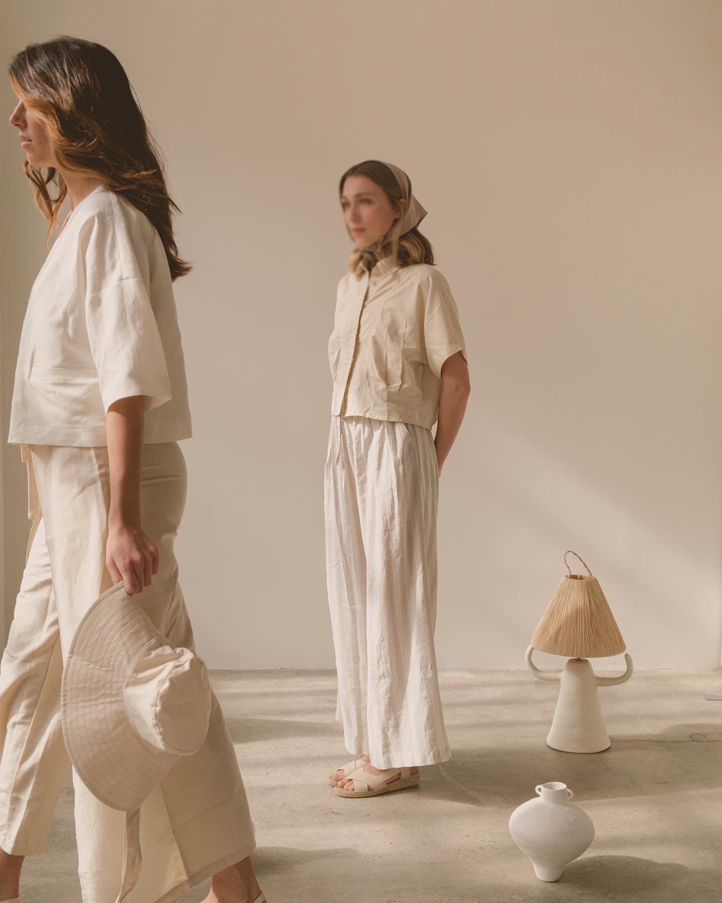 Erphaira Artistic Glass Wall Light - Blowlighting