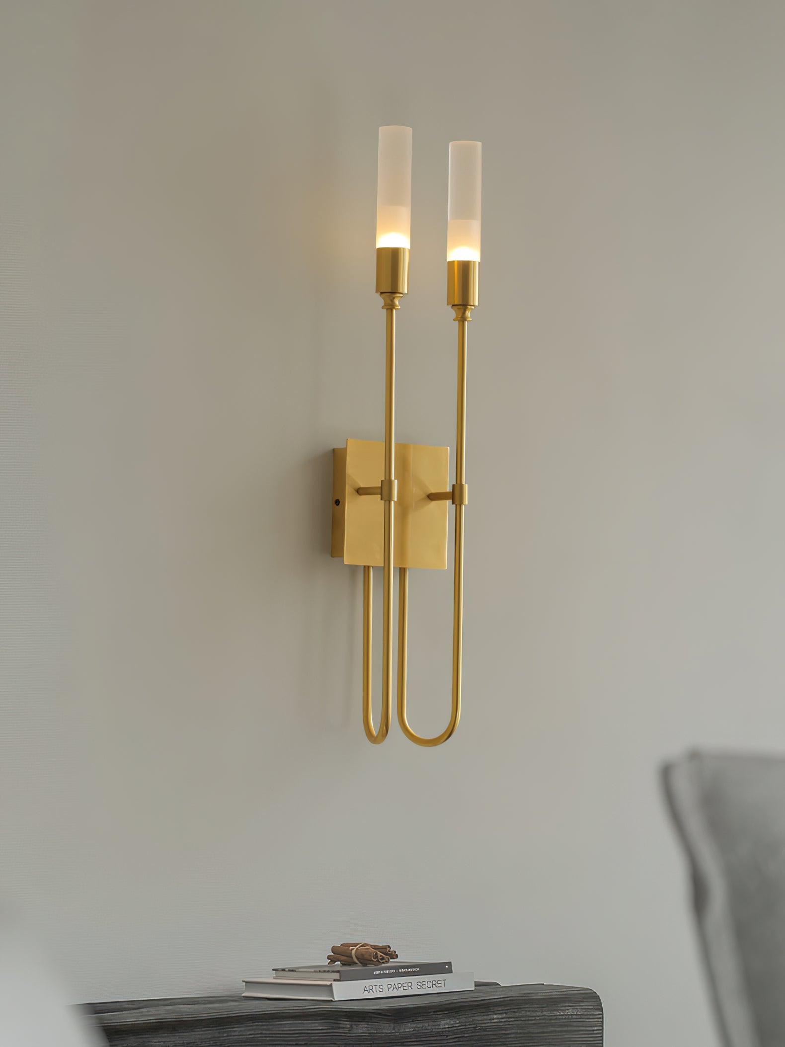 Double Arrow Wall Sconce - Blowlighting