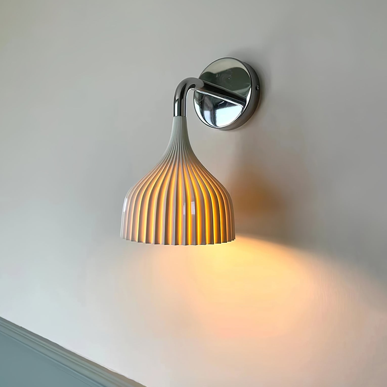 E Wall Lamp - Blowlighting