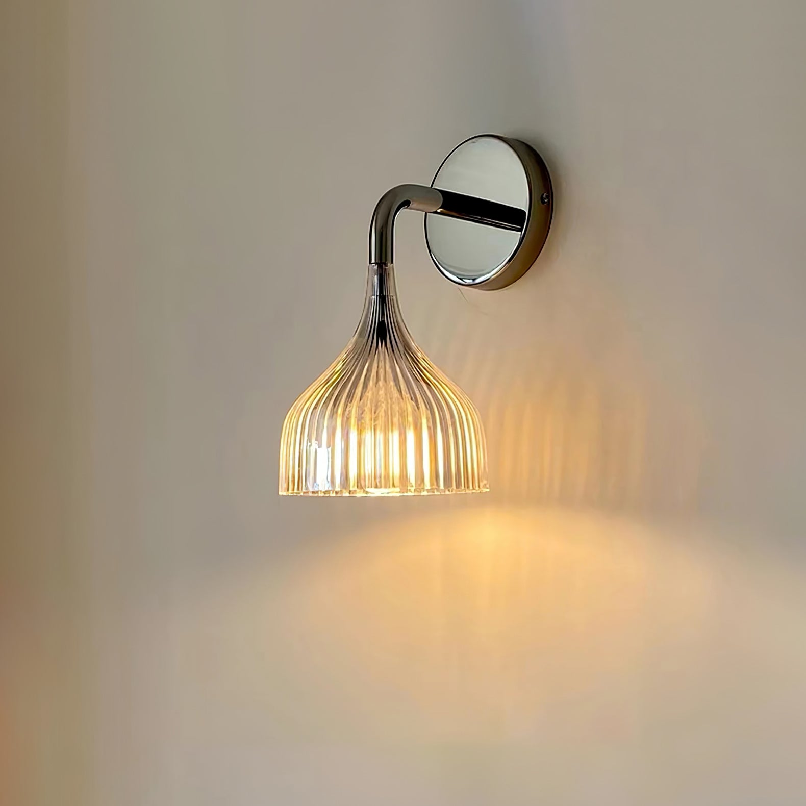 E Wall Lamp - Blowlighting