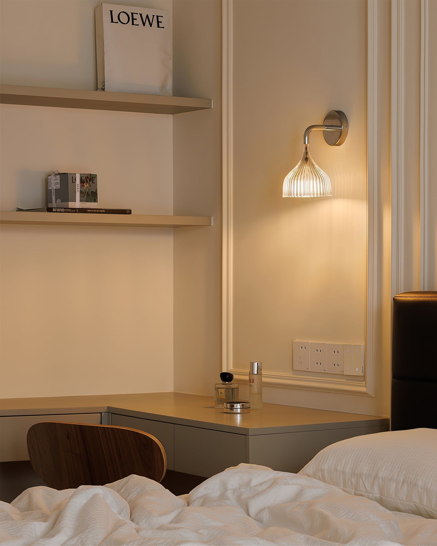 E Wall Lamp - Blowlighting