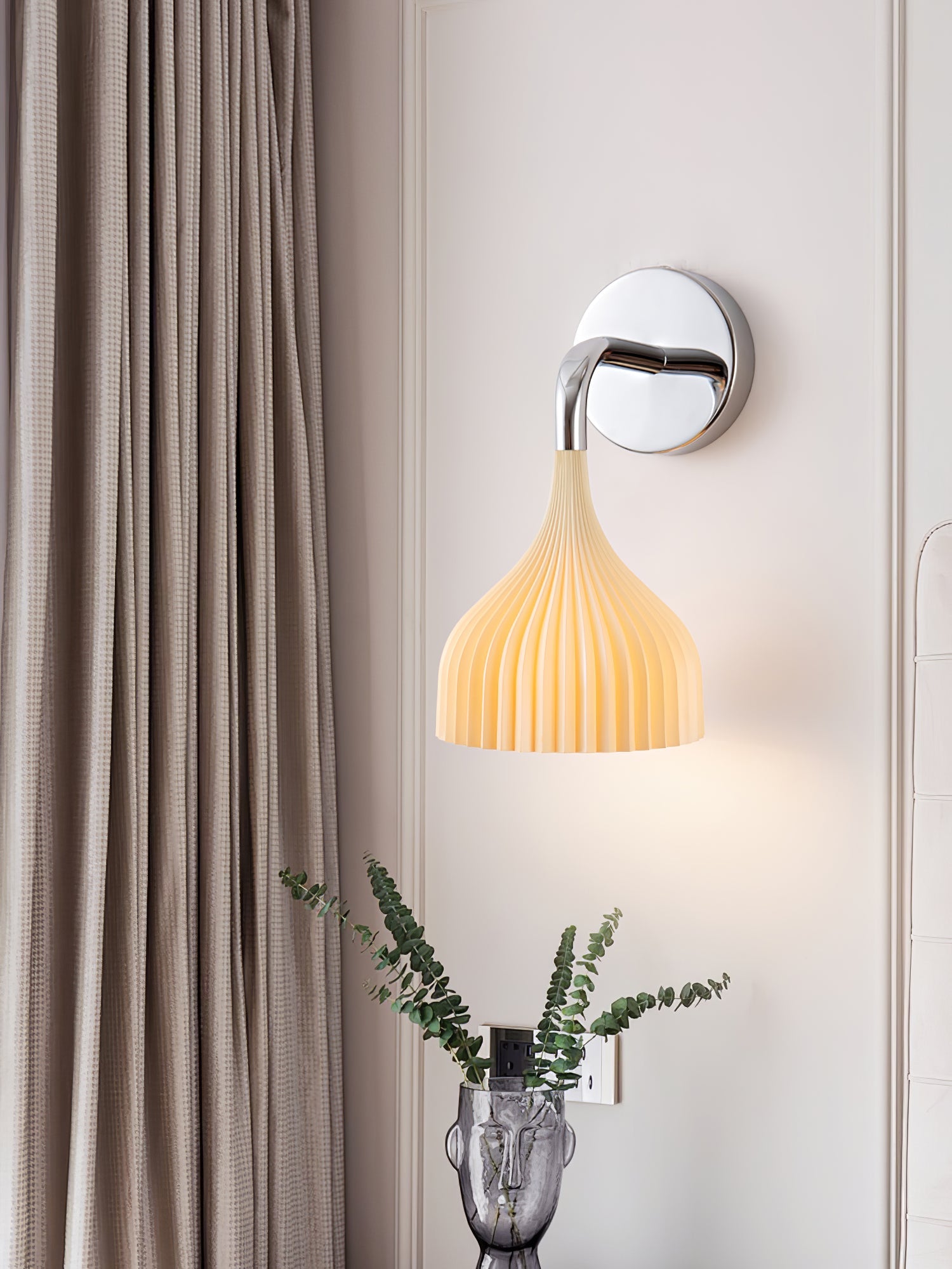 E Wall Lamp - Blowlighting