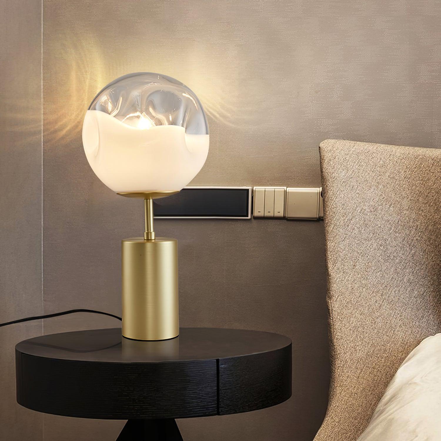 Aurea Classic Glass Table Lamp - Blowlighting