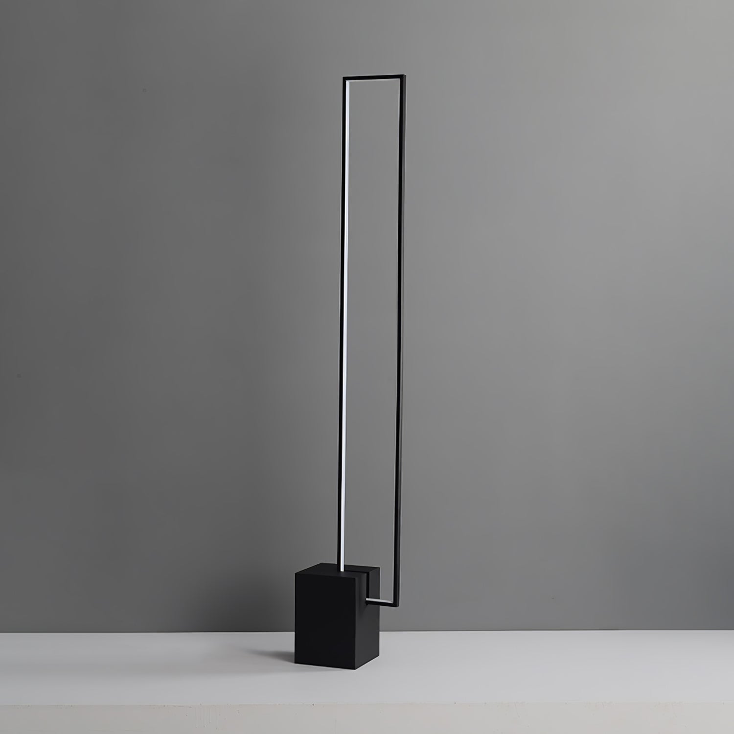 Edge Floor Lamp - Blowlighting
