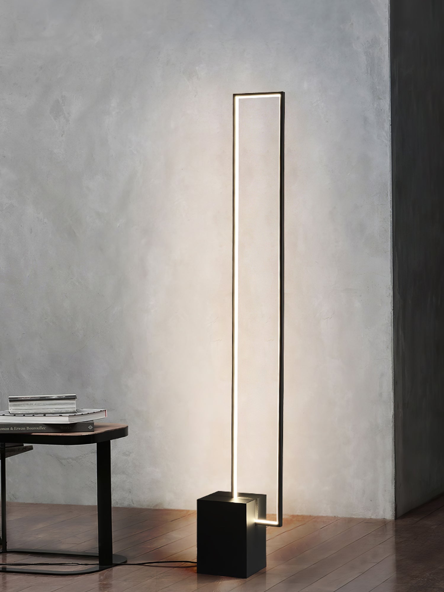 Edge Floor Lamp - Blowlighting
