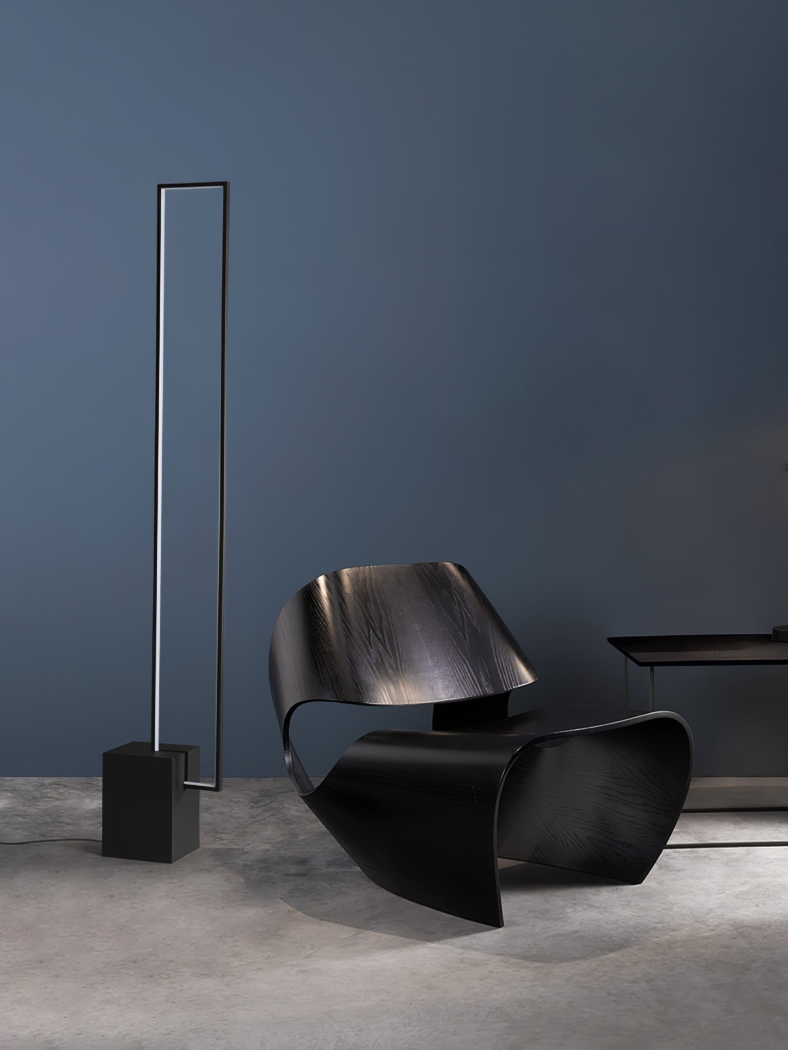 Edge Floor Lamp - Blowlighting