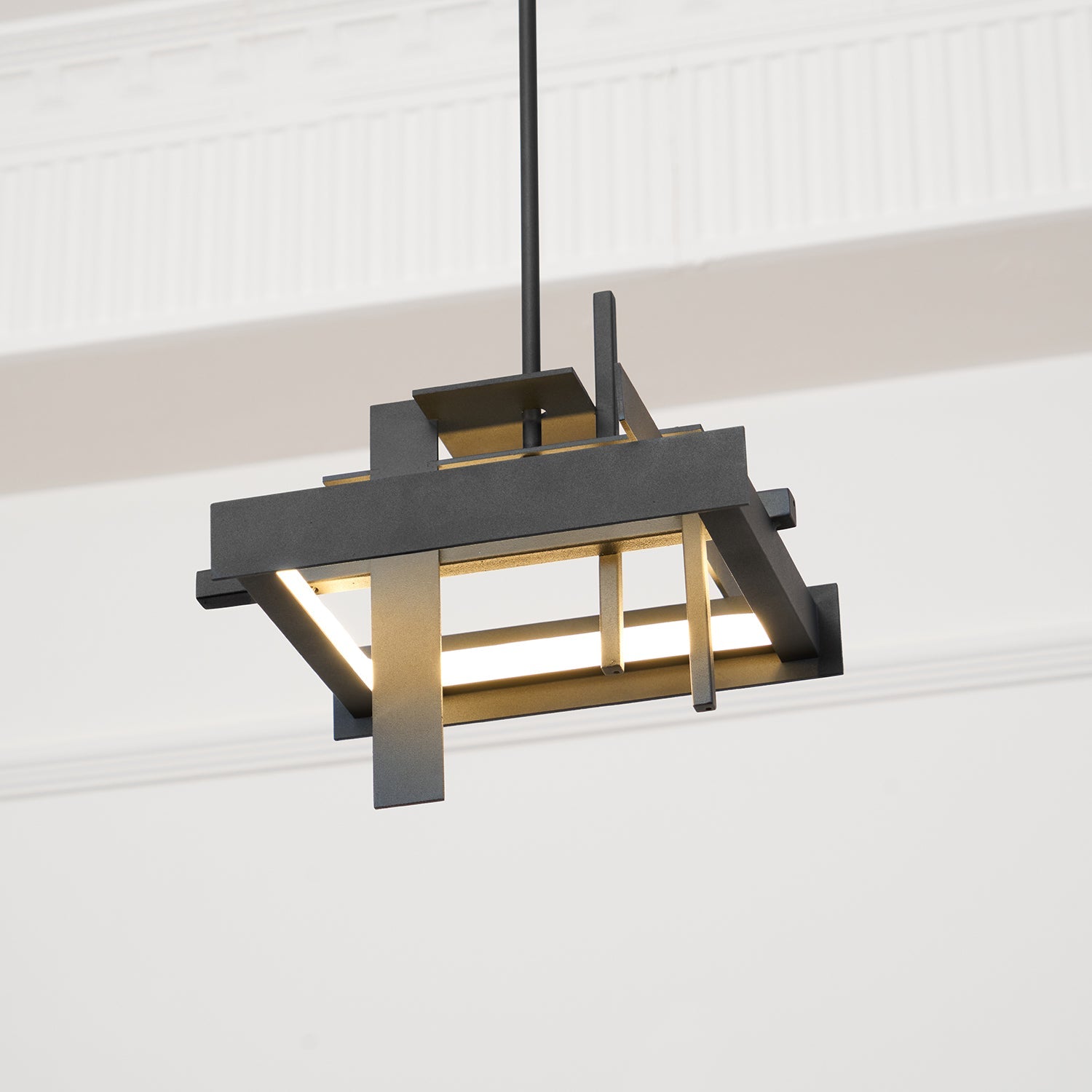 Eithne Planar Pendant Light - Blowlighting