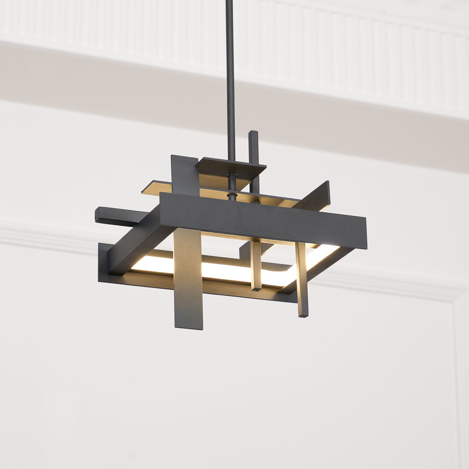 Eithne Planar Pendant Light - Blowlighting