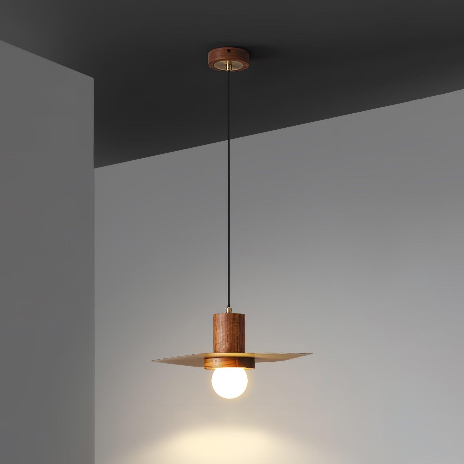 Elara Halo Pendant Lamp - Blowlighting