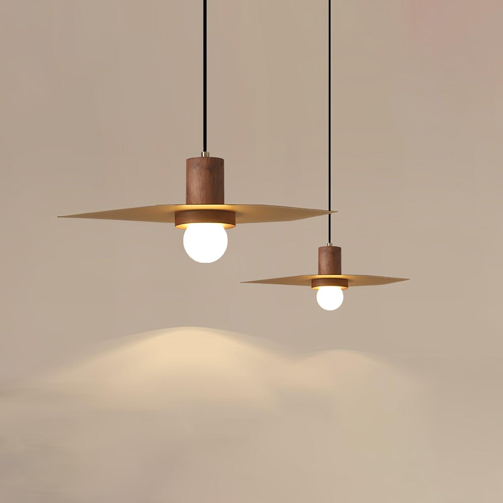 Elara Halo Pendant Lamp - Blowlighting
