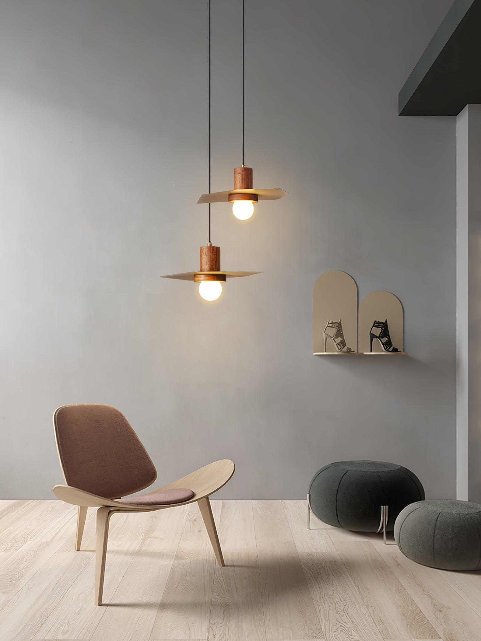 Elara Halo Pendant Lamp - Blowlighting