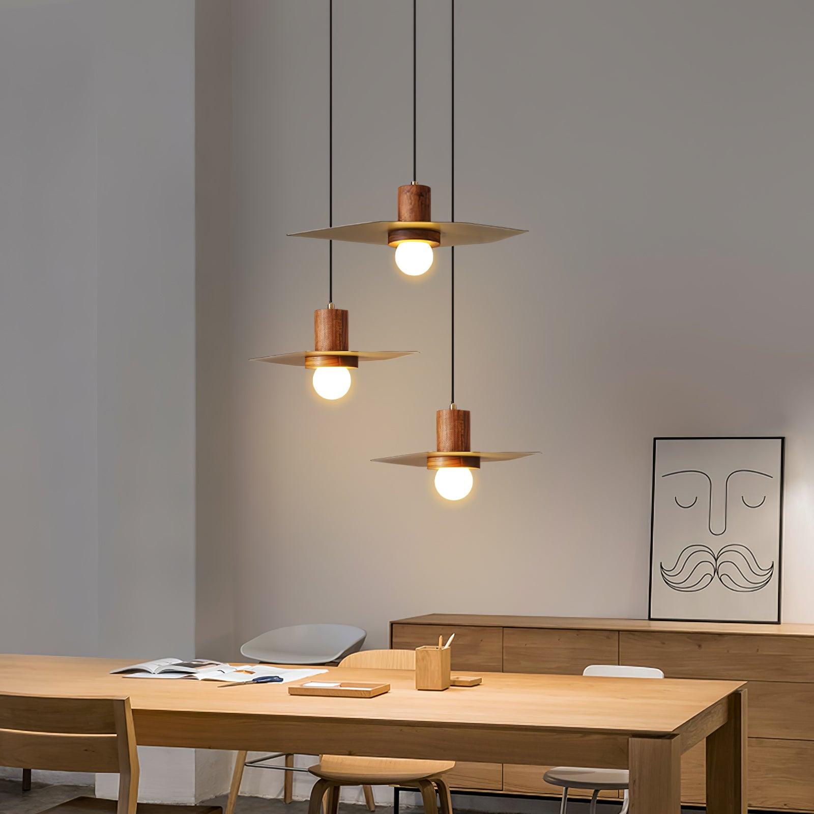 Elara Halo Pendant Lamp - Blowlighting