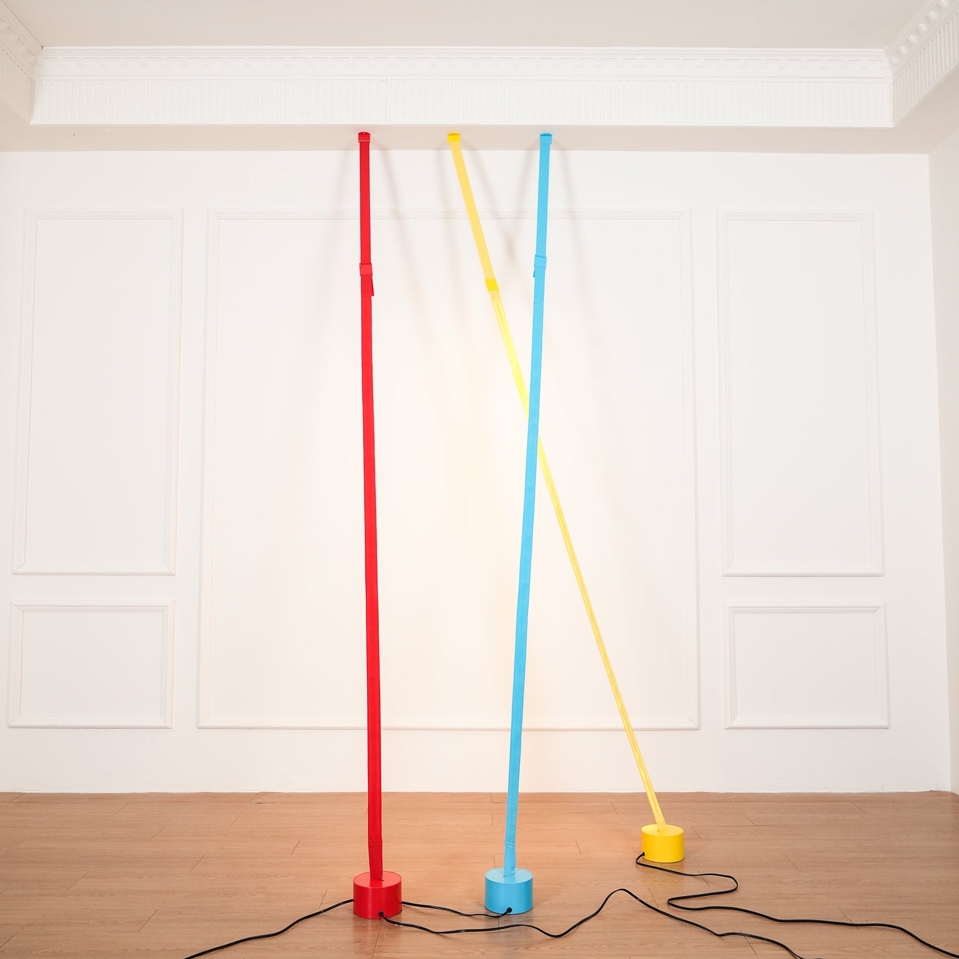 Elastica Arbitrary Floor Lamp - Blowlighting