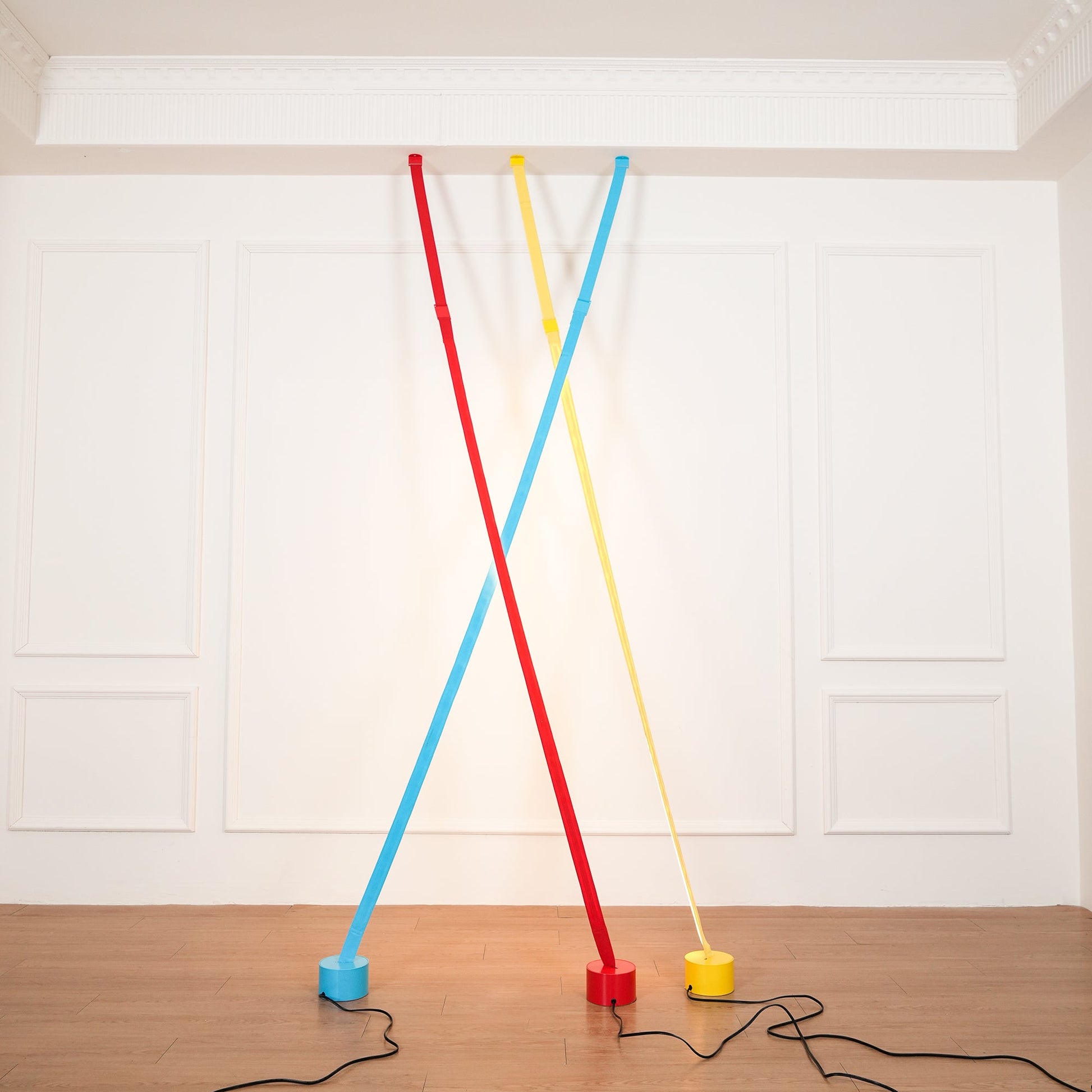 Elastica Arbitrary Floor Lamp - Blowlighting