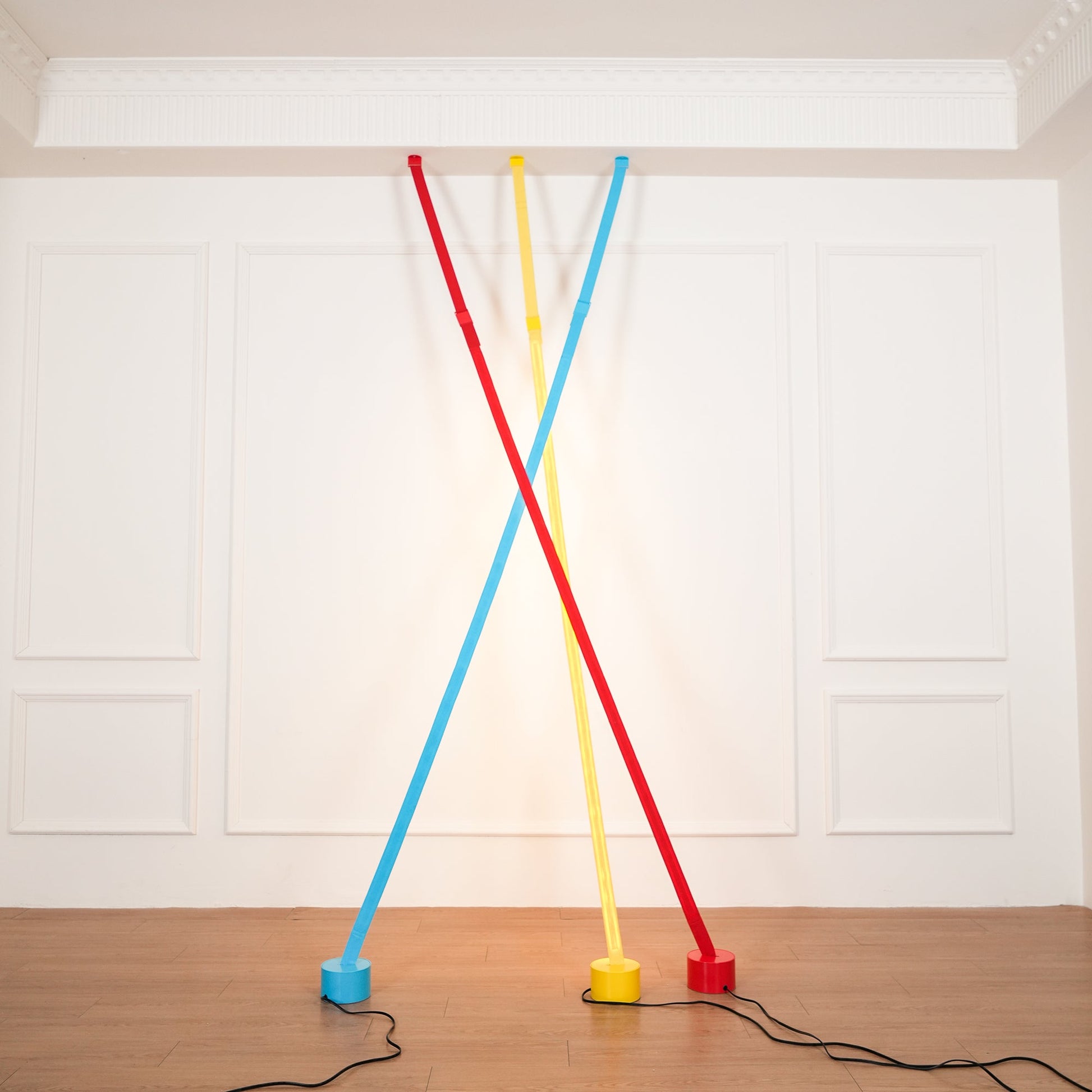 Elastica Arbitrary Floor Lamp - Blowlighting
