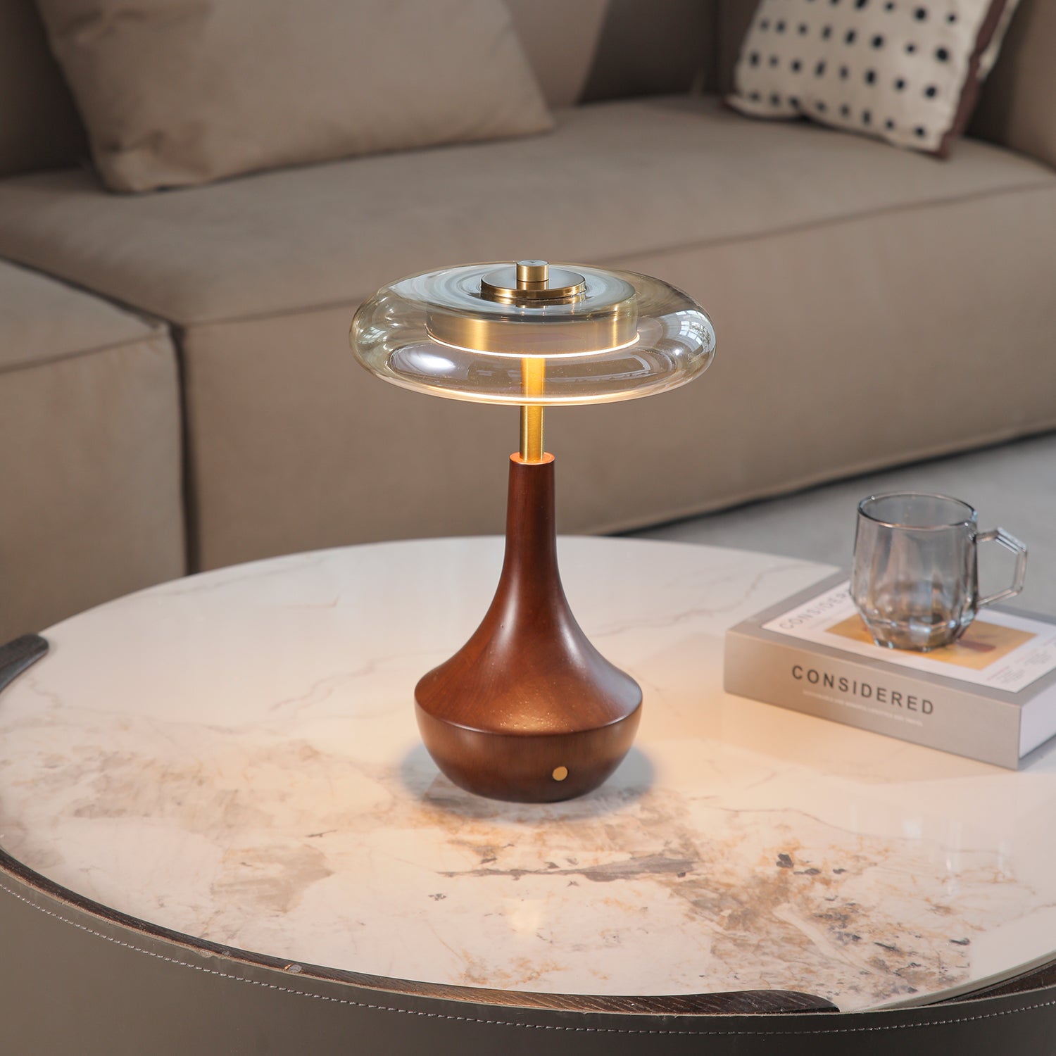 Elliot Table Lamp - Blowlighting