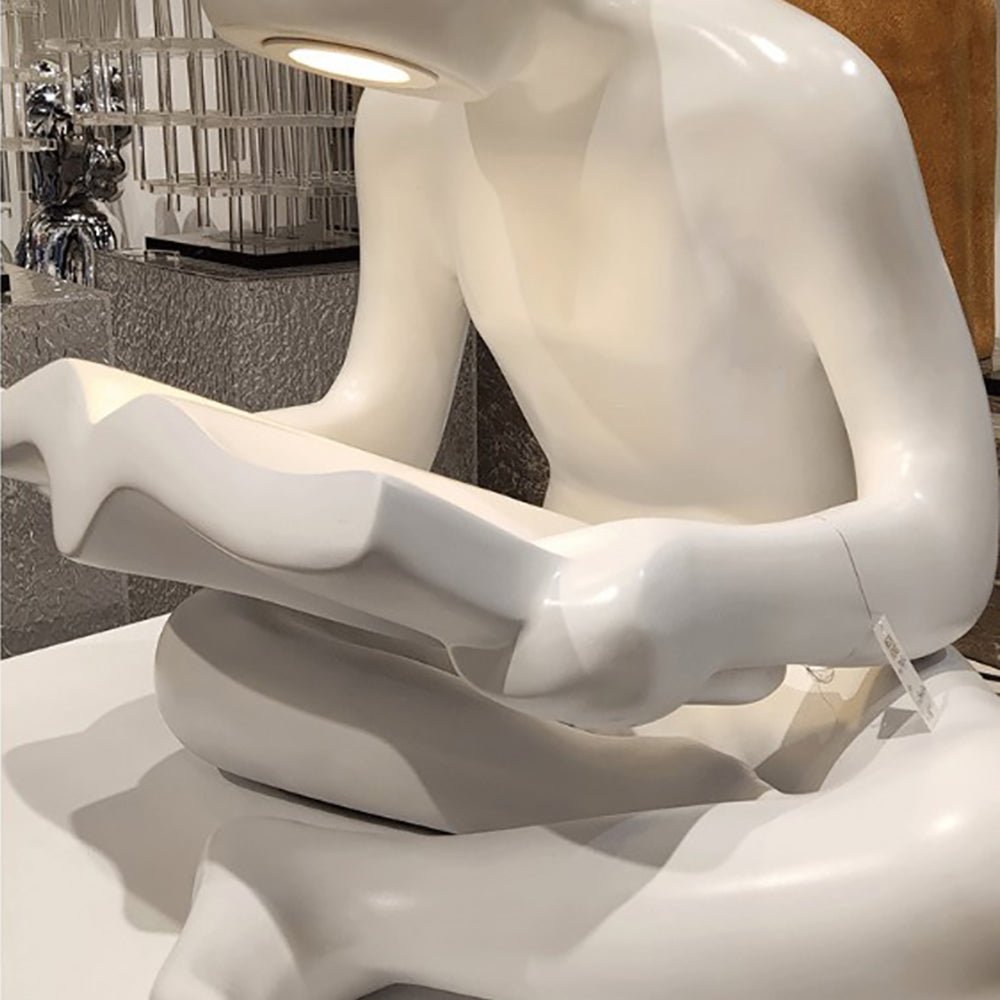 Ulvinion Reader Sculpture Table Lamp - Blowlighting