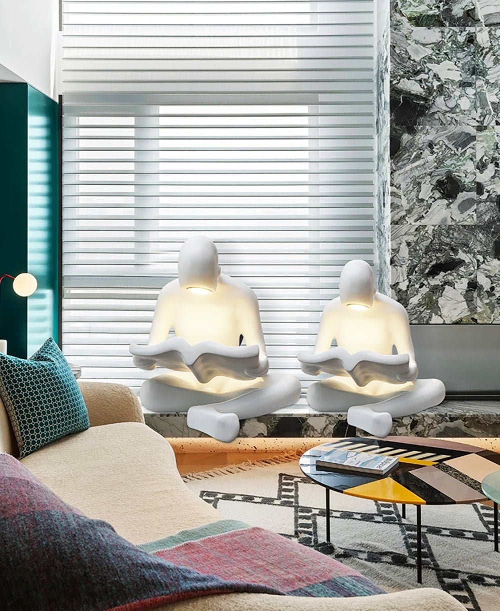 Ulvinion Reader Sculpture Table Lamp - Blowlighting