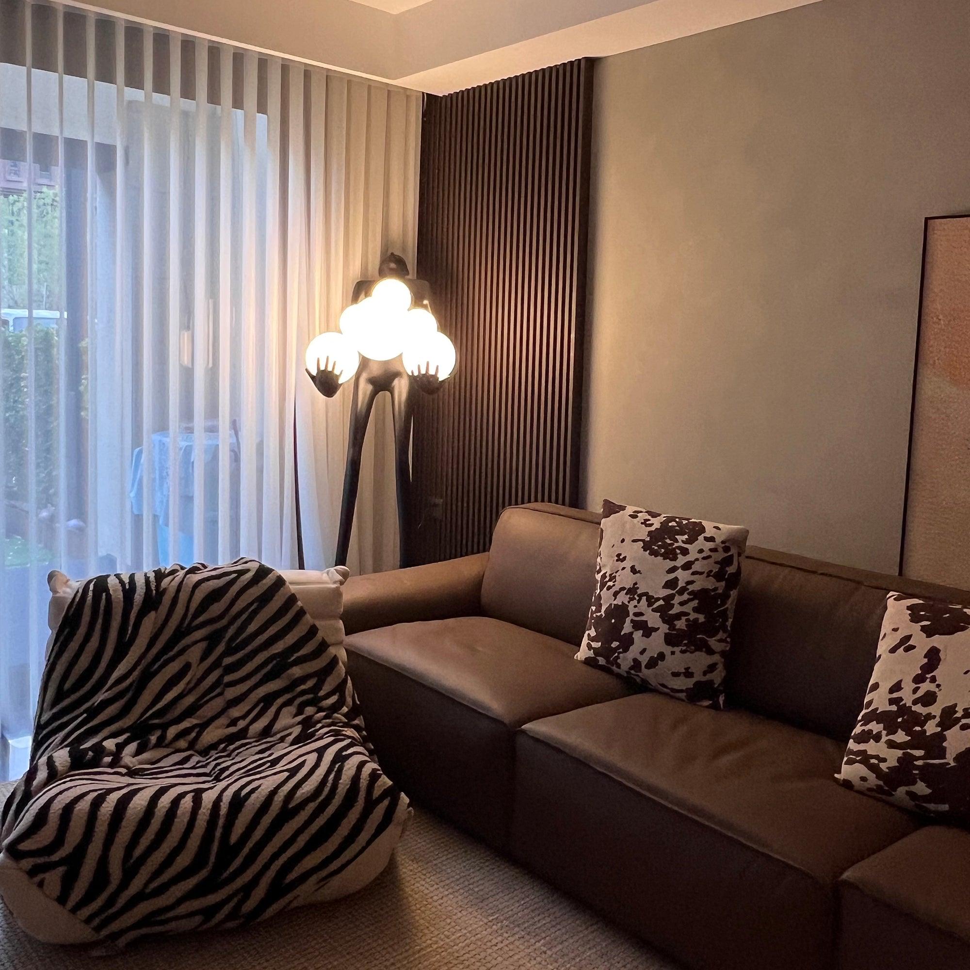 Zetalila Sculpture Floor Lamp - Blowlighting