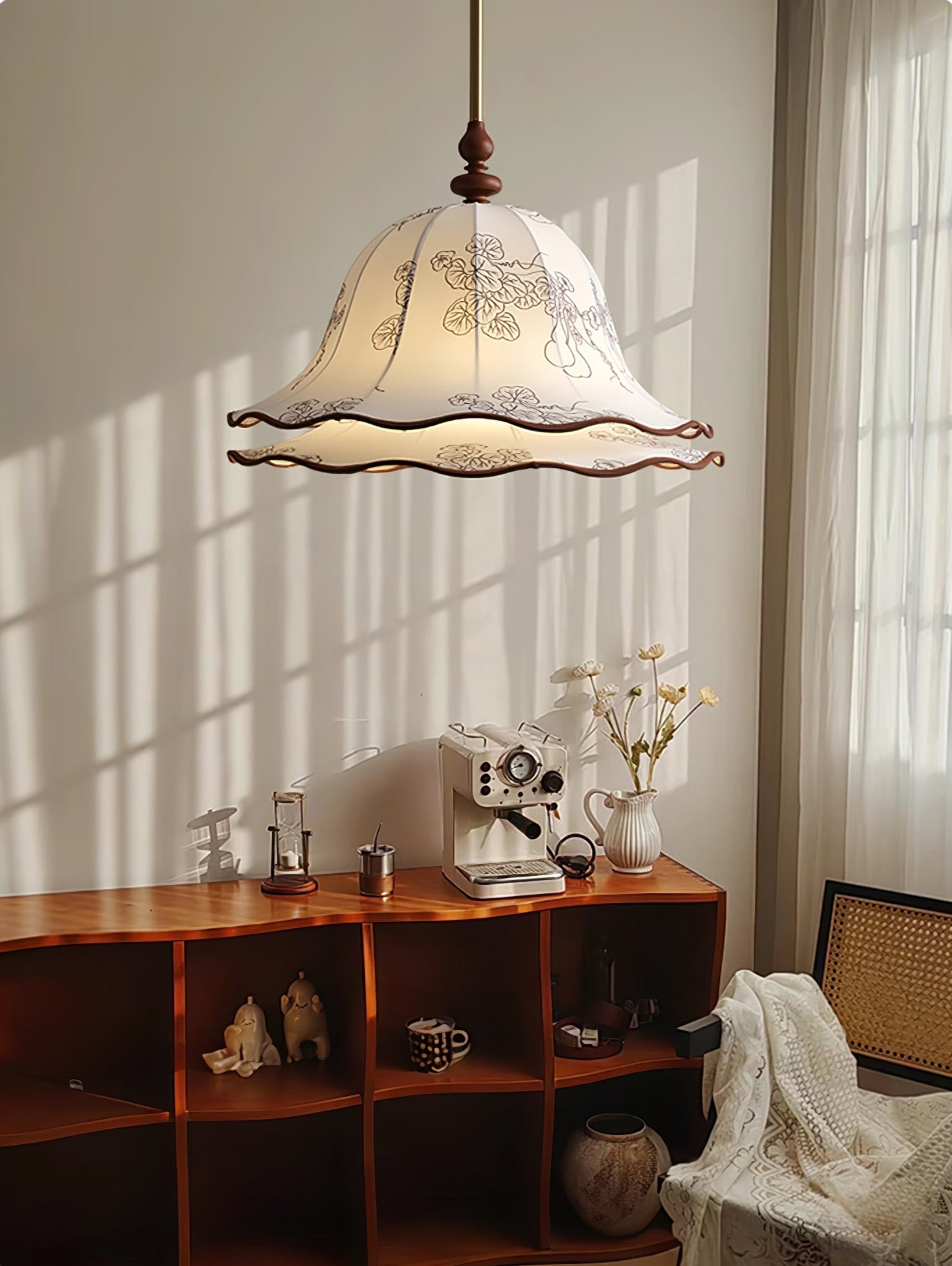 Ilsilis Traditional Elegance Floral Fabric Wood Pendant Lamp - Blowlighting