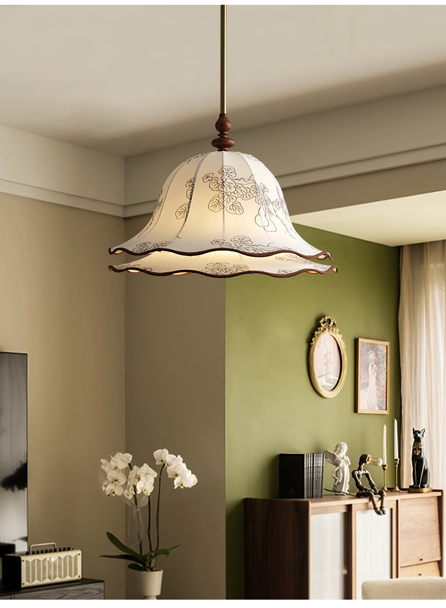 Ilsilis Traditional Elegance Floral Fabric Wood Pendant Lamp - Blowlighting