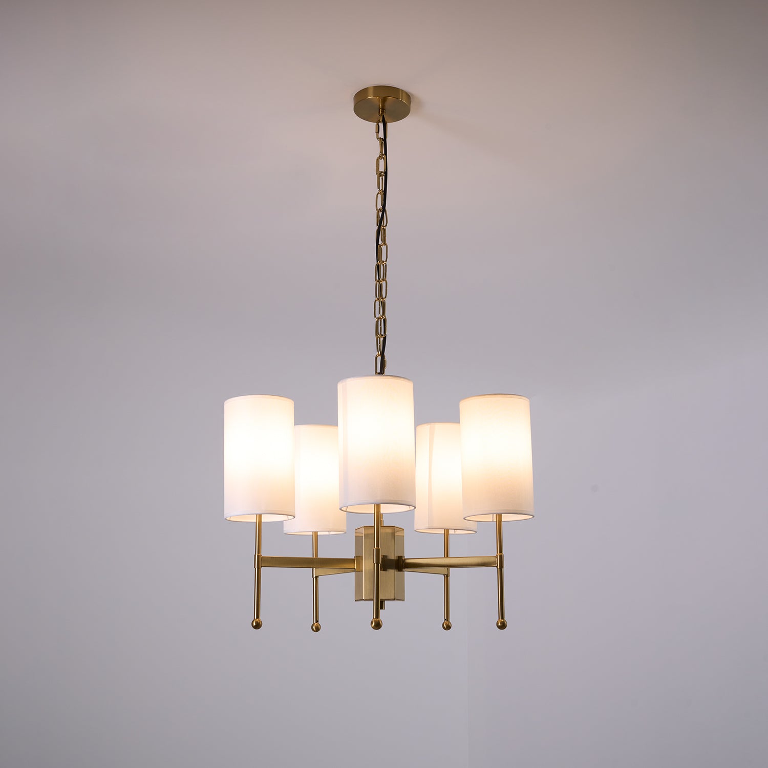 Brilliancess Brass Chandelier - Blowlighting