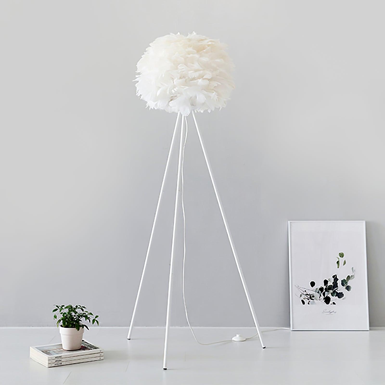Eos Feather Floor Lamp - Blowlighting