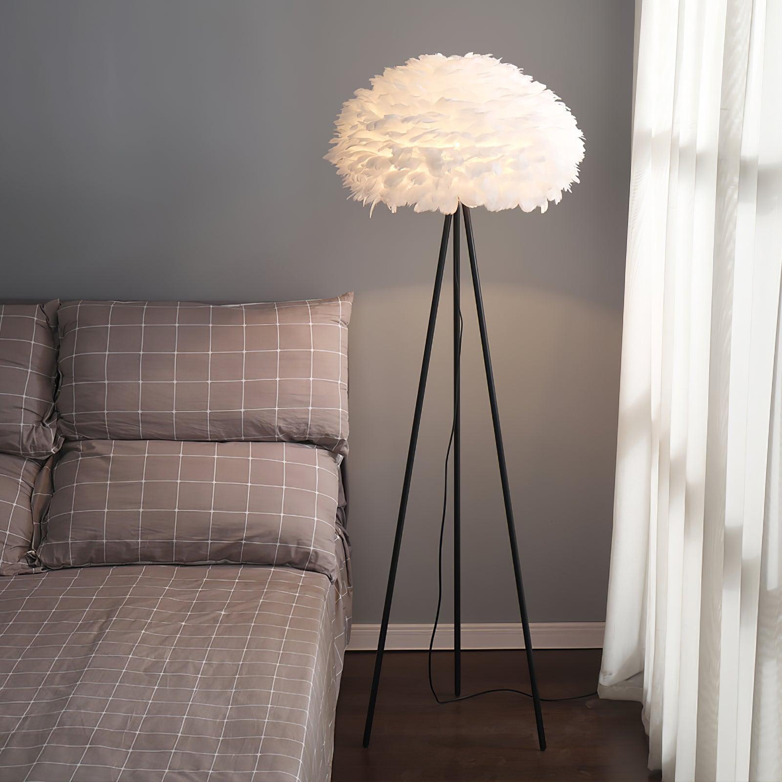 Eos Feather Floor Lamp - Blowlighting