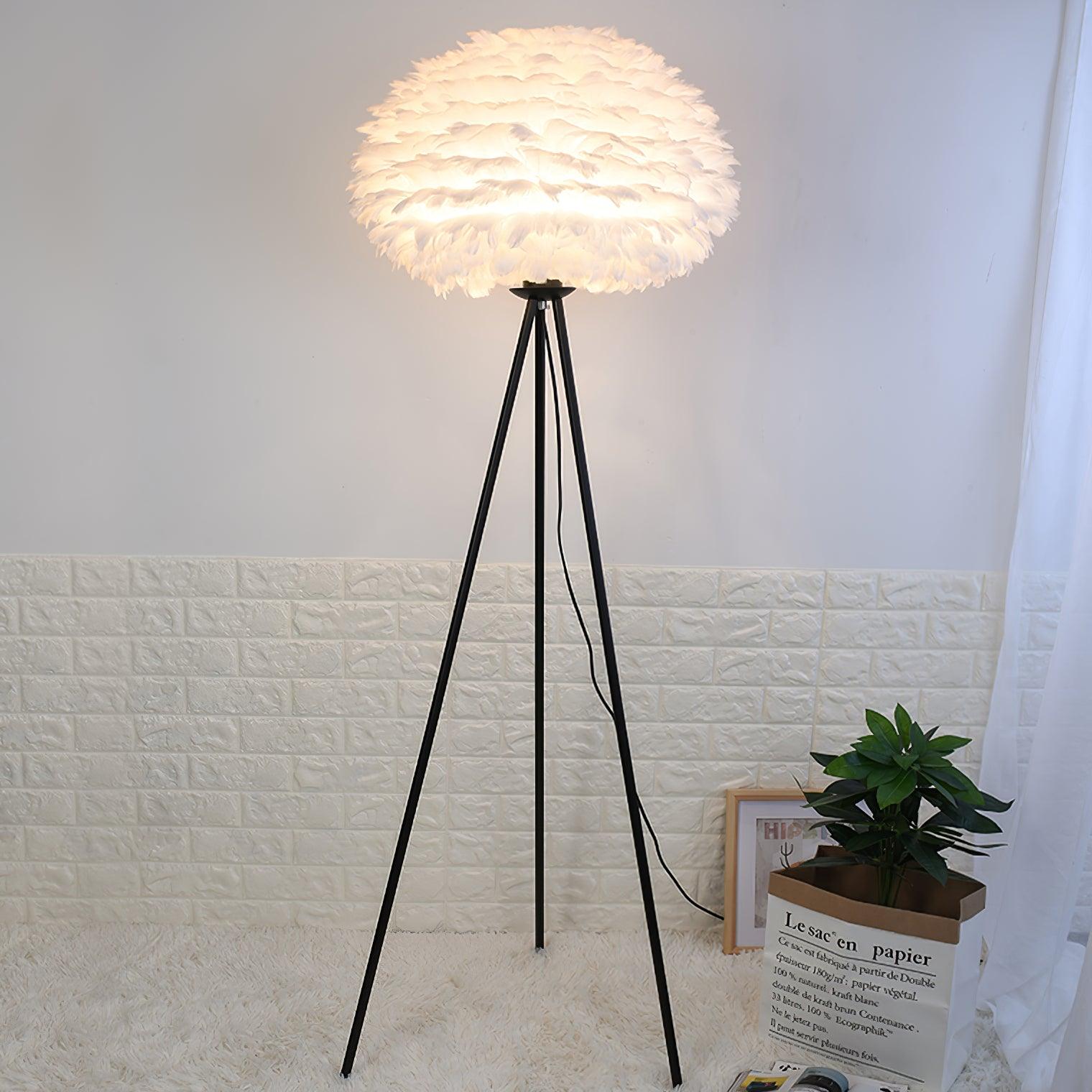Eos Feather Floor Lamp - Blowlighting