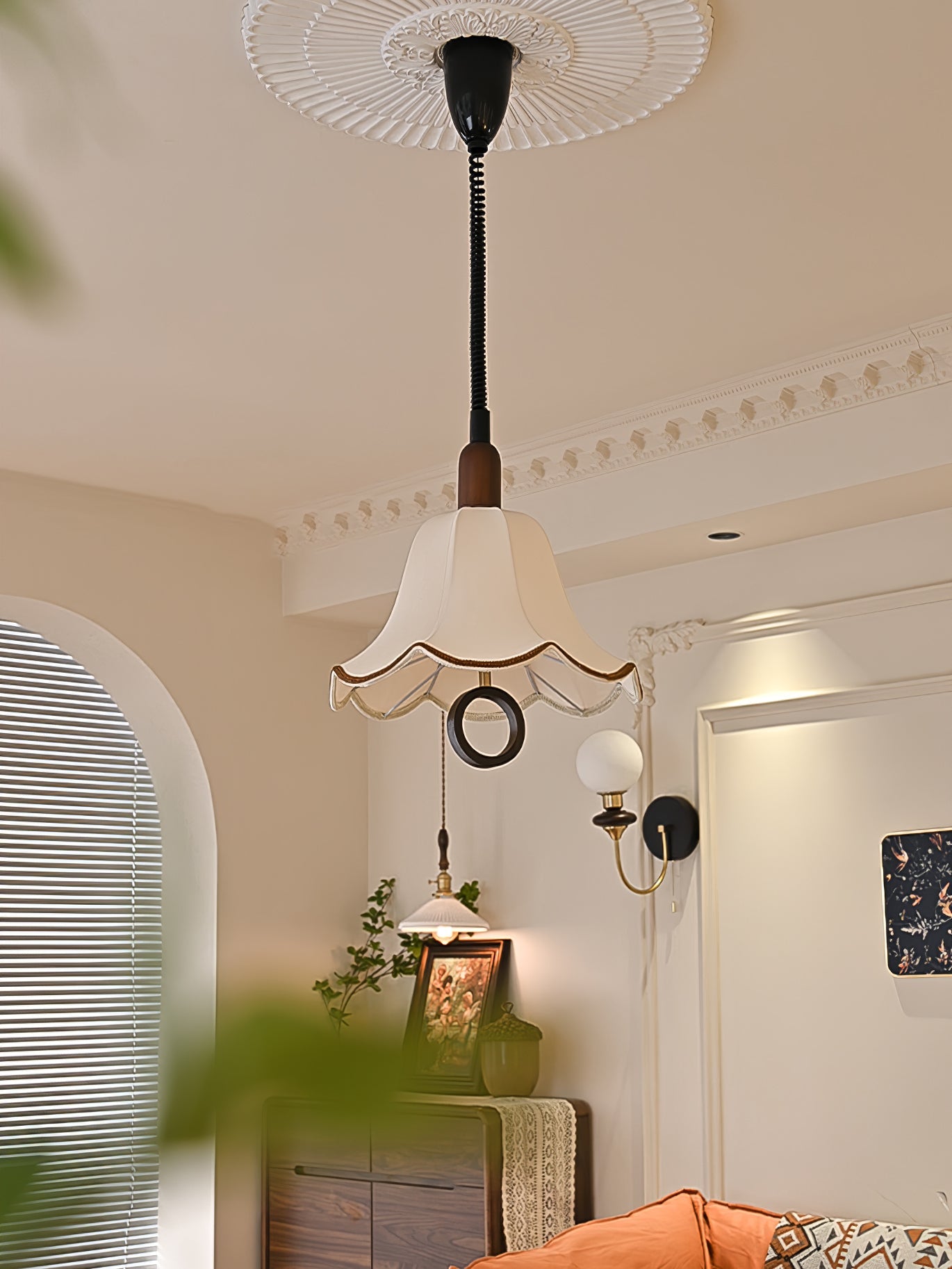 Eryn Fabric Pendant Light - Blowlighting