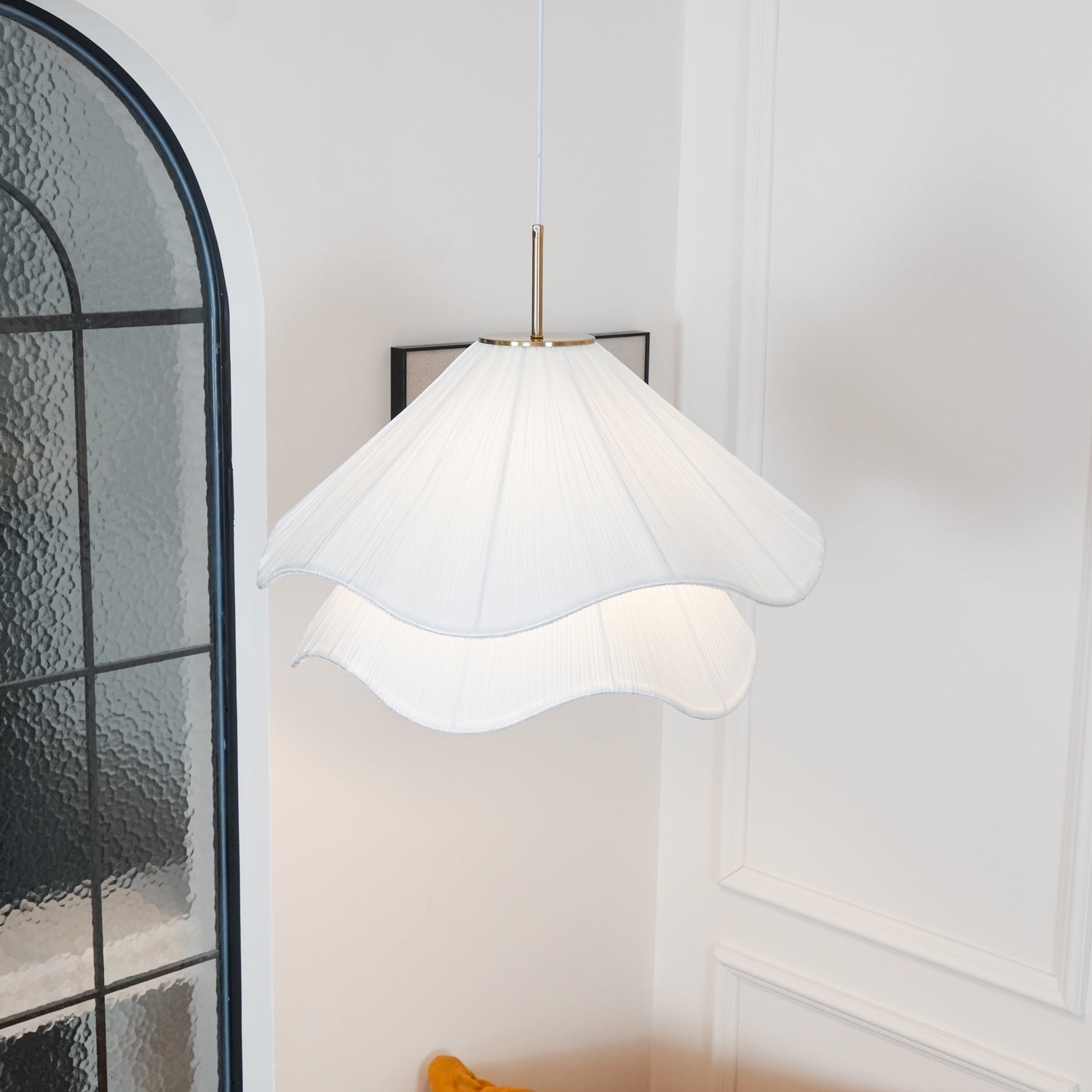 Ethereal Bloom Plug-in Pendant Light - Blowlighting