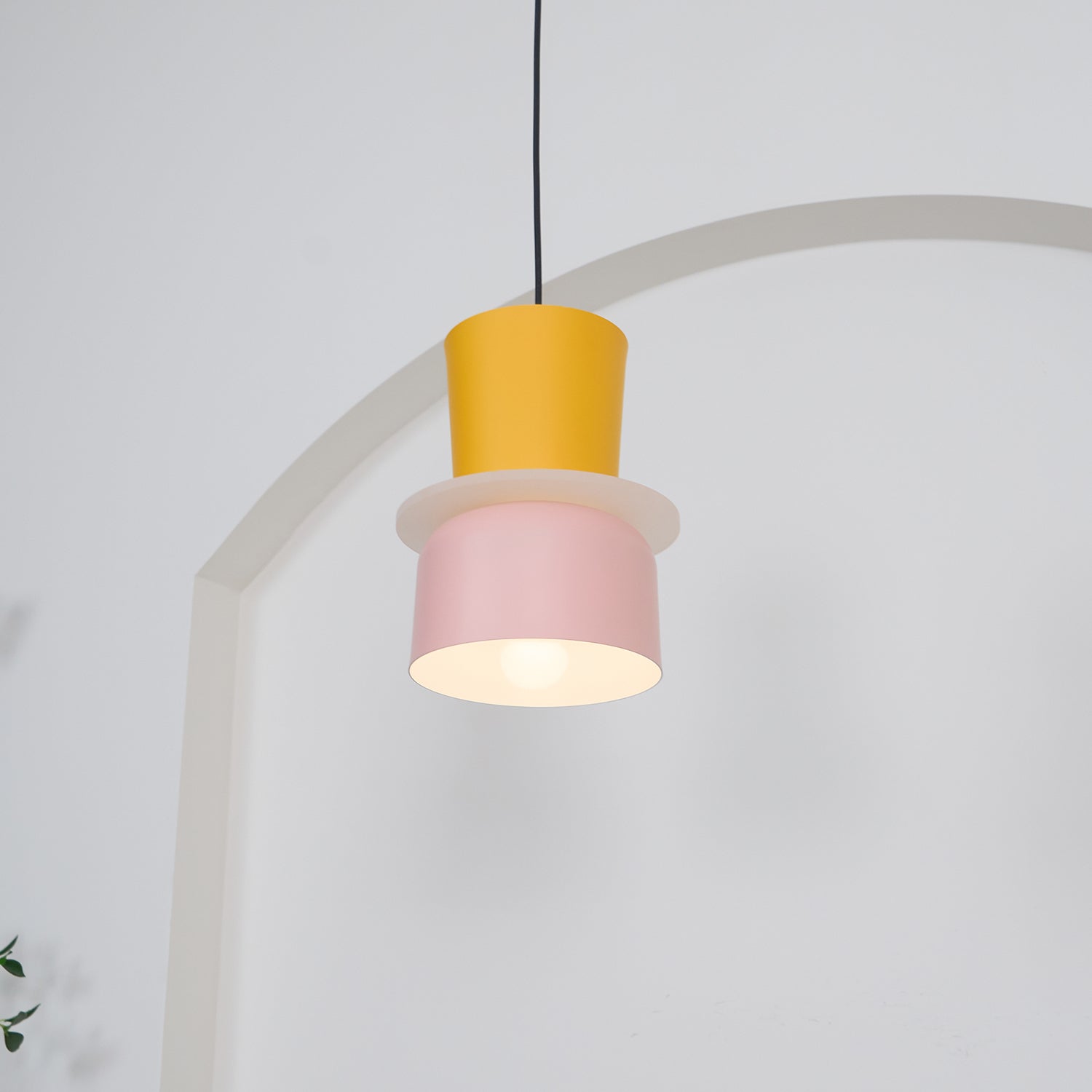 Etta Series Pendant Light - Blowlighting