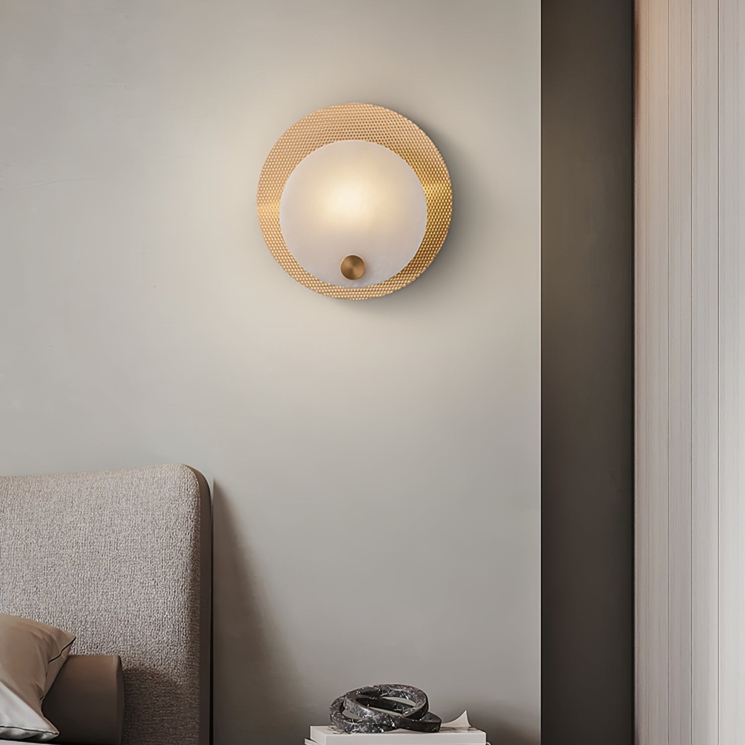 Ilzore Circular Glass Ceiling Light - Blowlighting