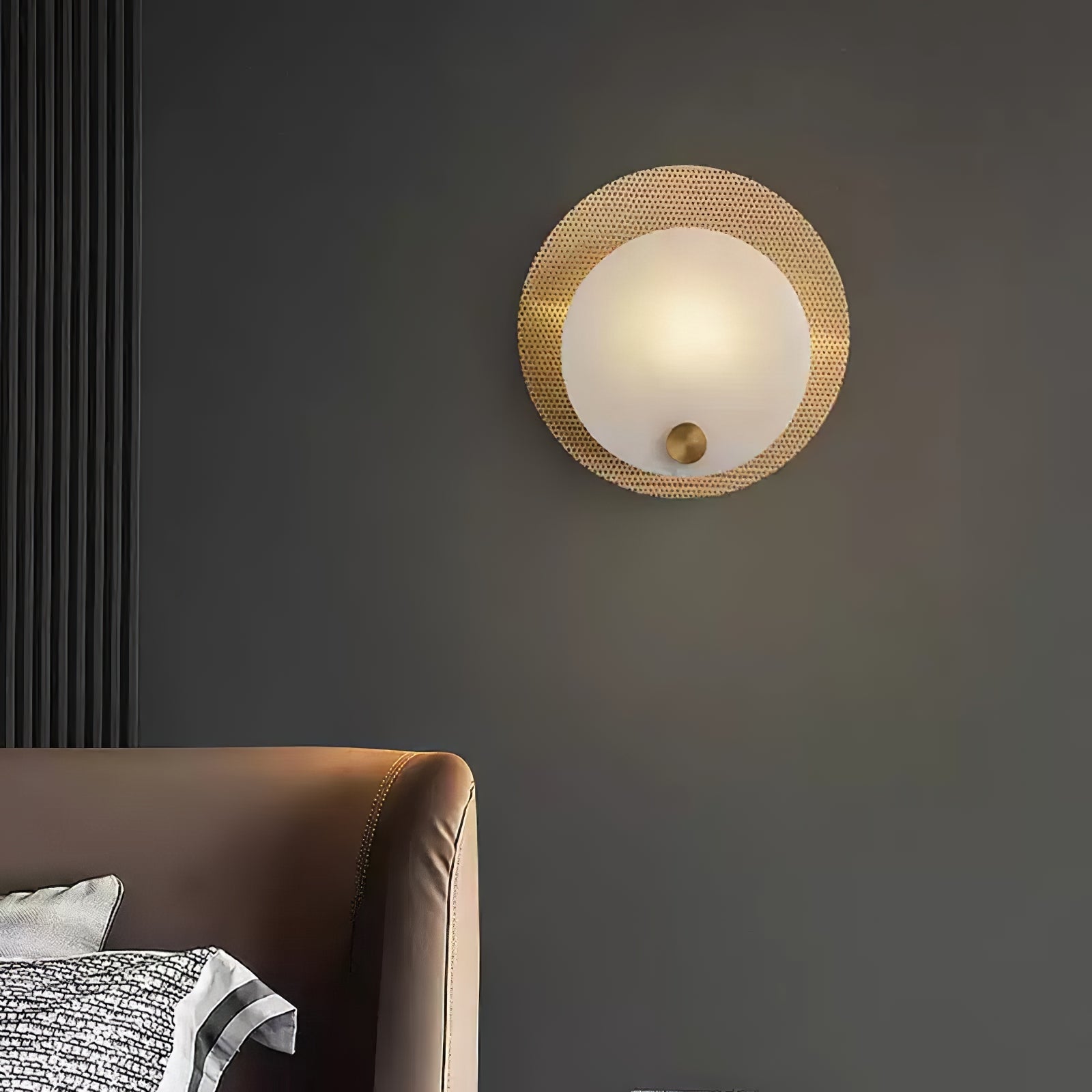 Ilzore Circular Glass Ceiling Light - Blowlighting