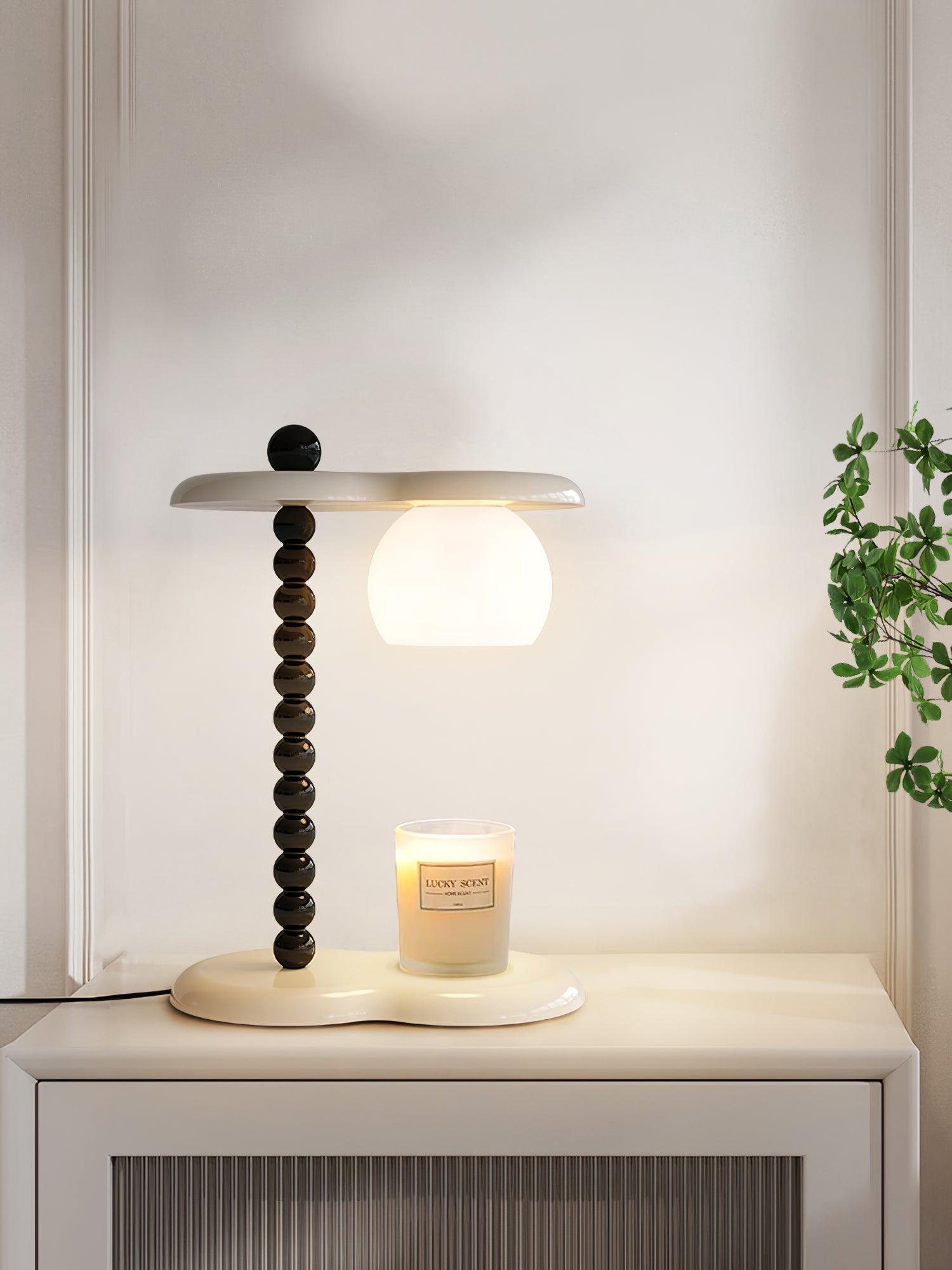 Everalda Table Lamp - Blowlighting
