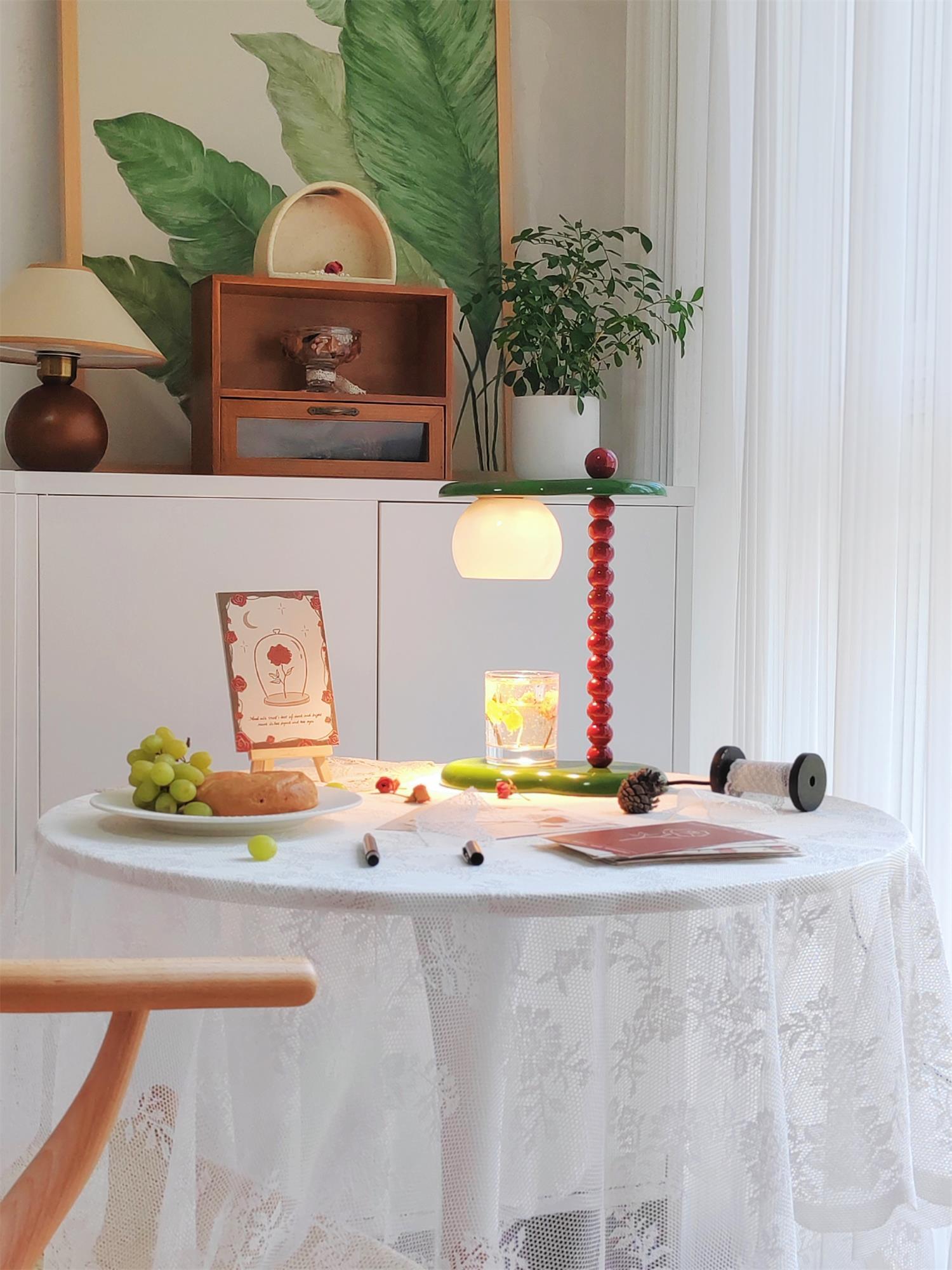 Everalda Table Lamp - Blowlighting