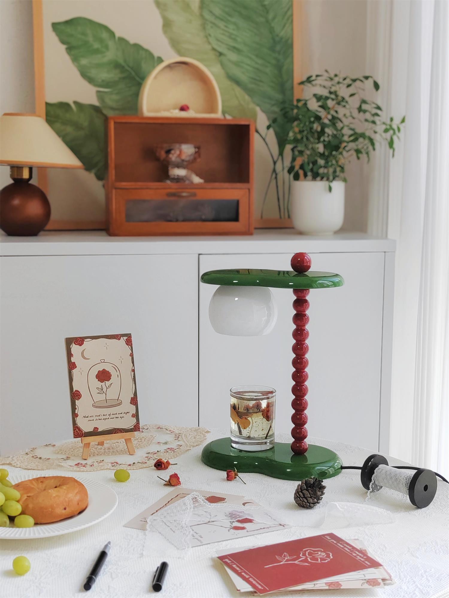 Everalda Table Lamp - Blowlighting