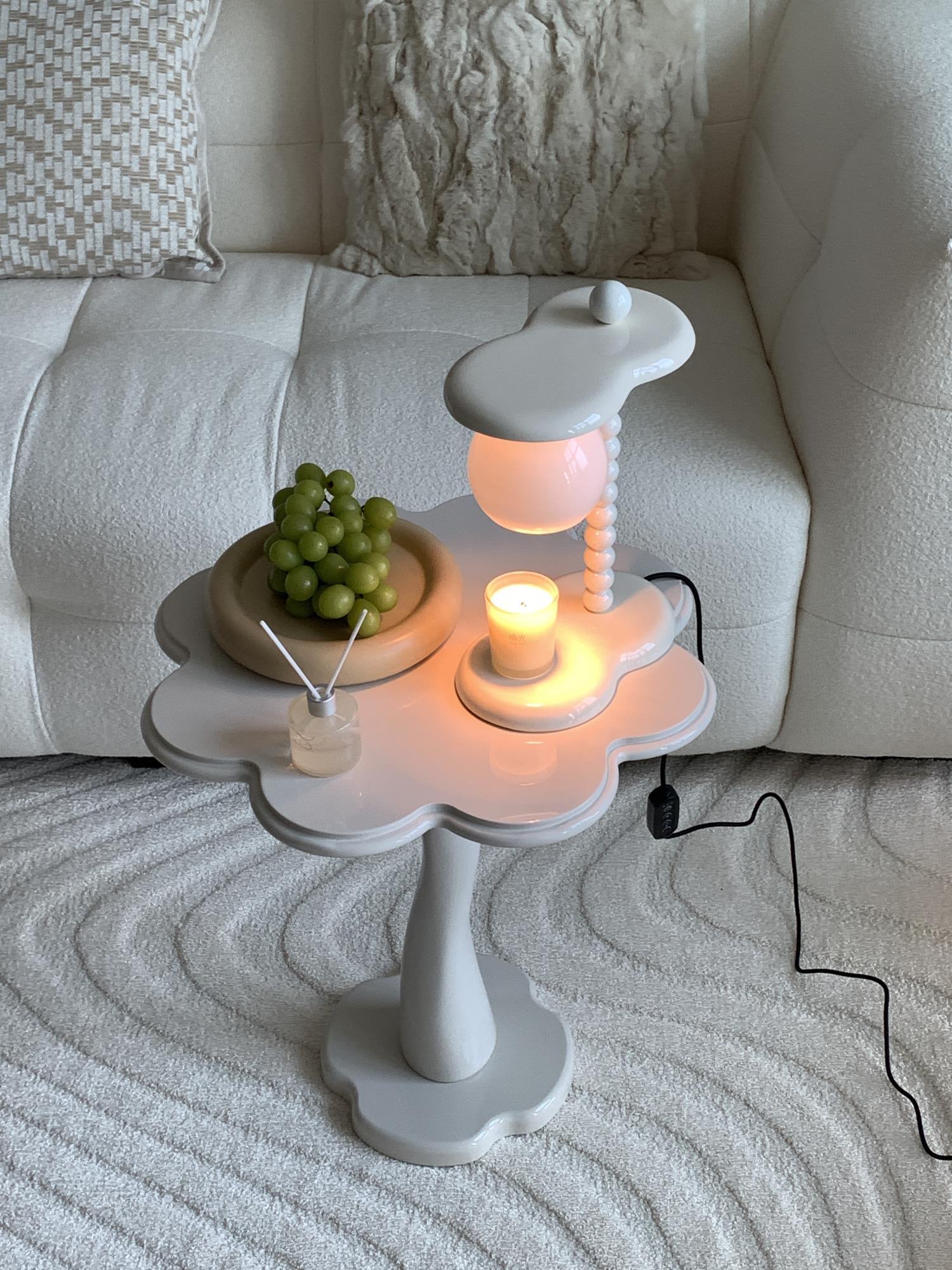 Everalda Table Lamp - Blowlighting