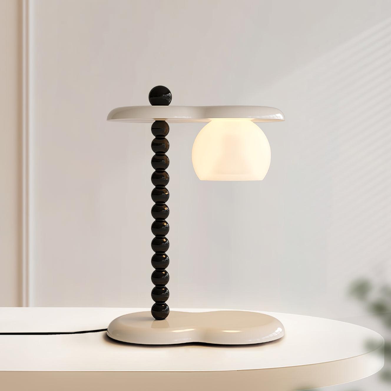 Everalda Table Lamp - Blowlighting