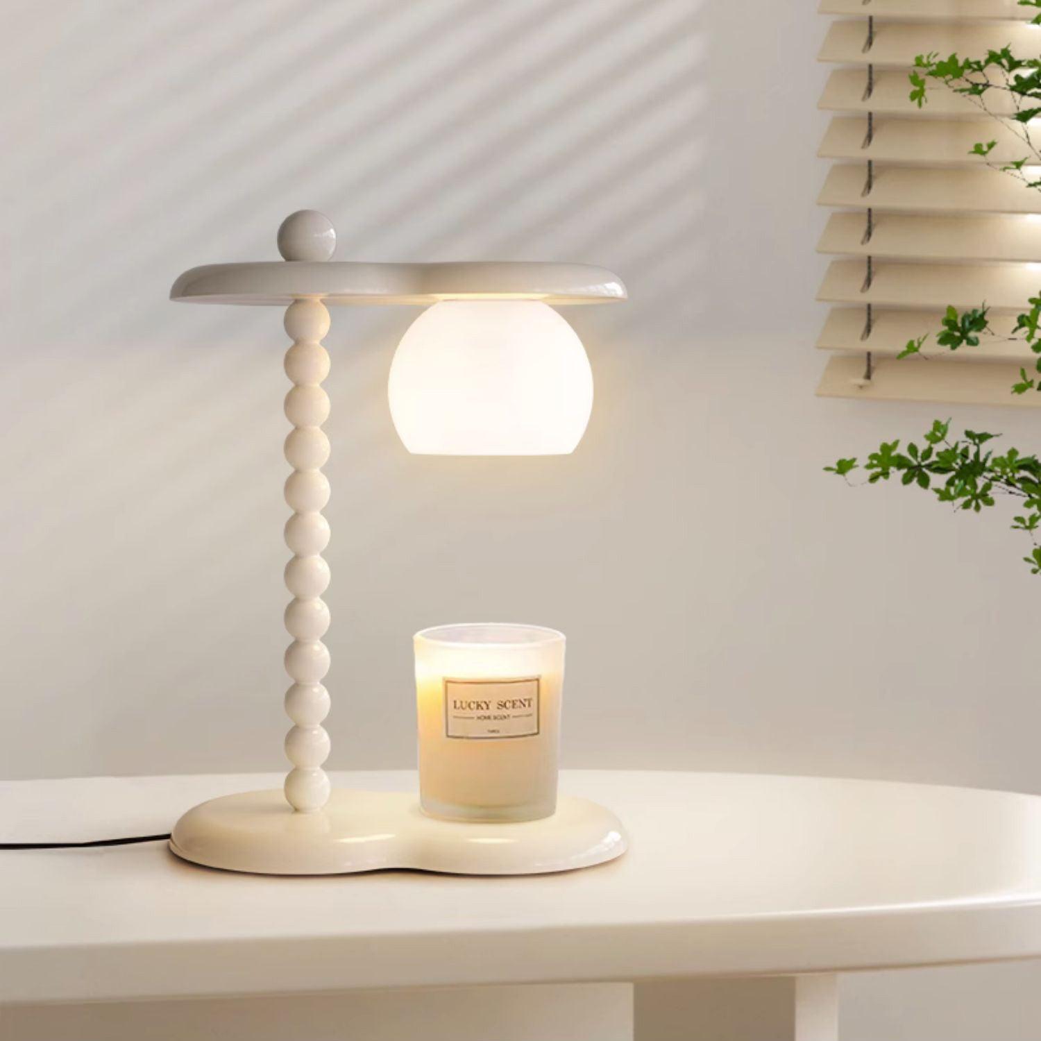 Everalda Table Lamp - Blowlighting