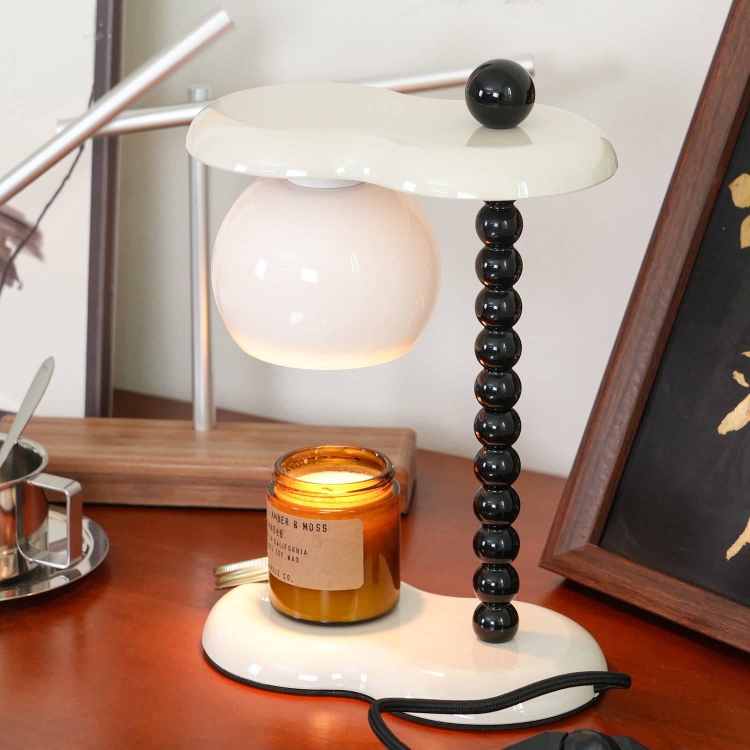 Everalda Table Lamp - Blowlighting
