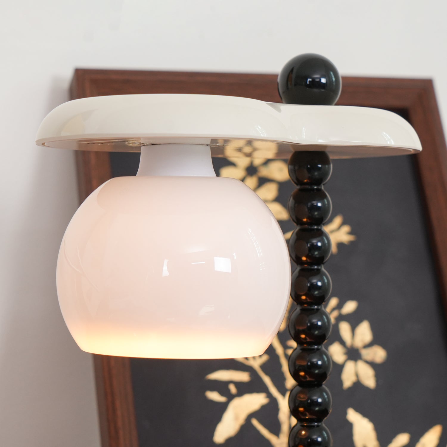 Everalda Table Lamp - Blowlighting