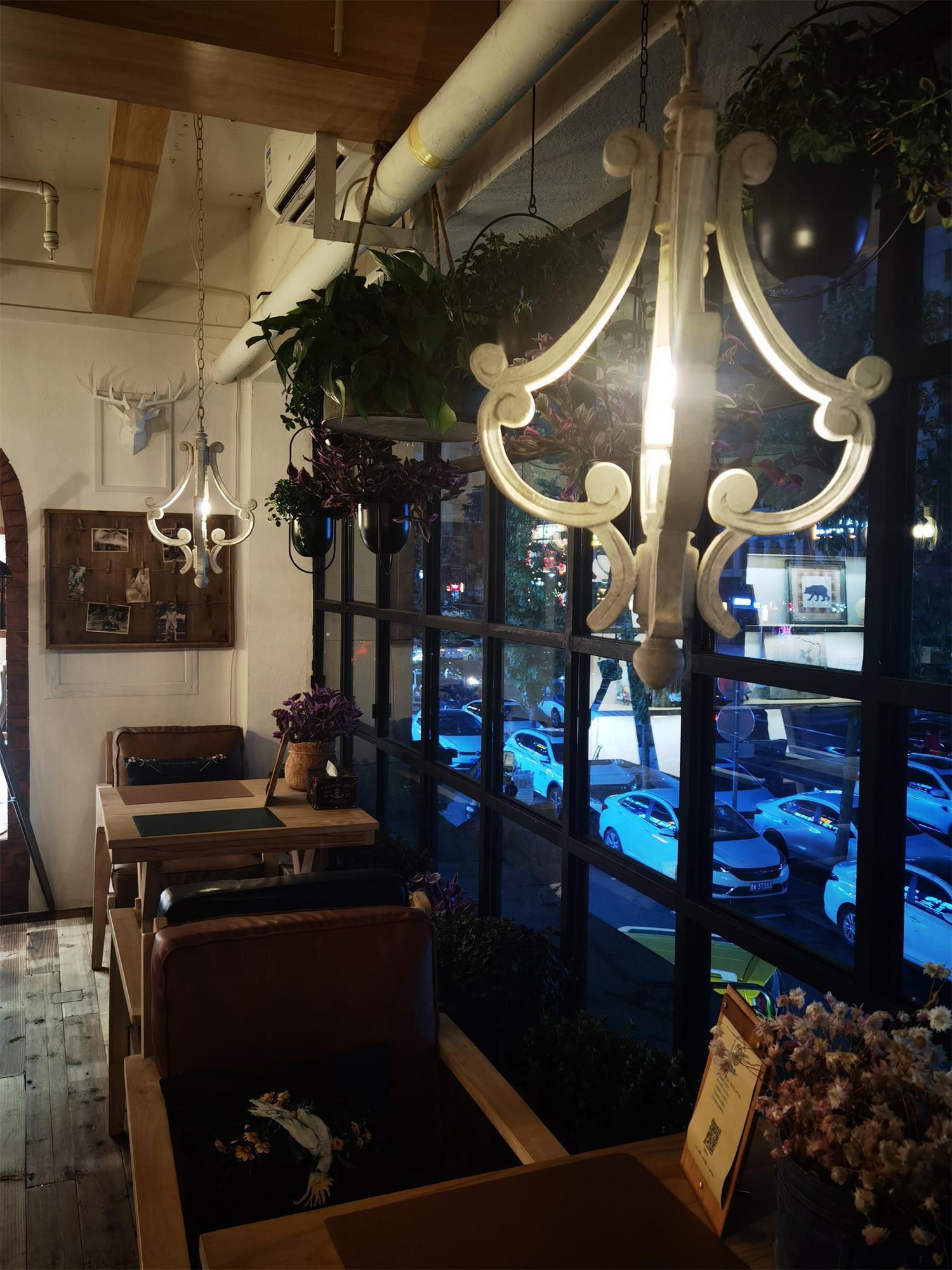 Evgeniy Pendant Light - Blowlighting