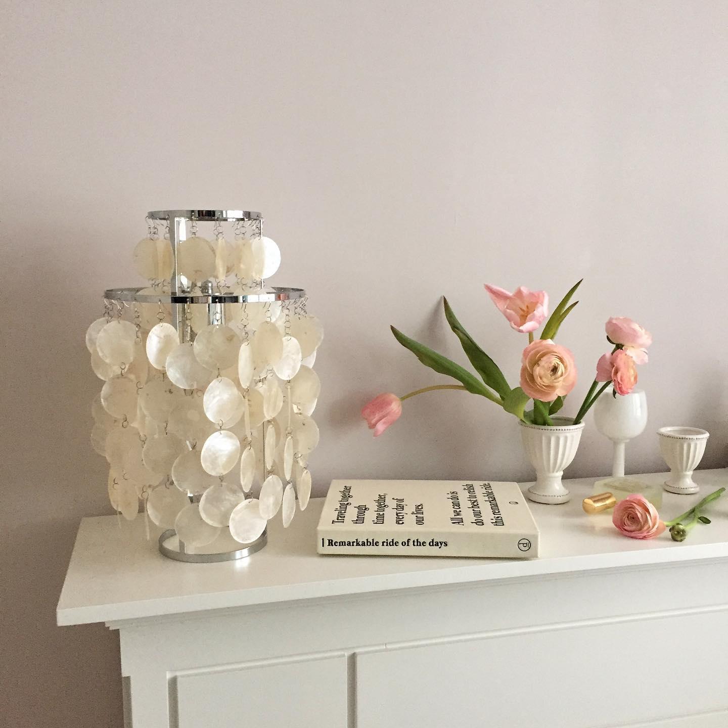 Round Shell Table Lamp - Blowlighting