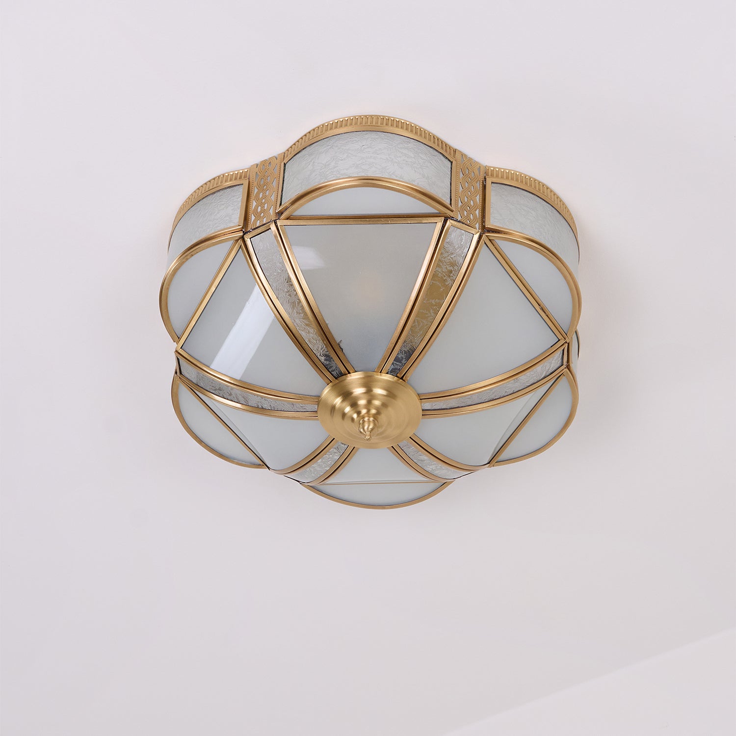 Floral Brass Ceiling Lamp - Blowlighting