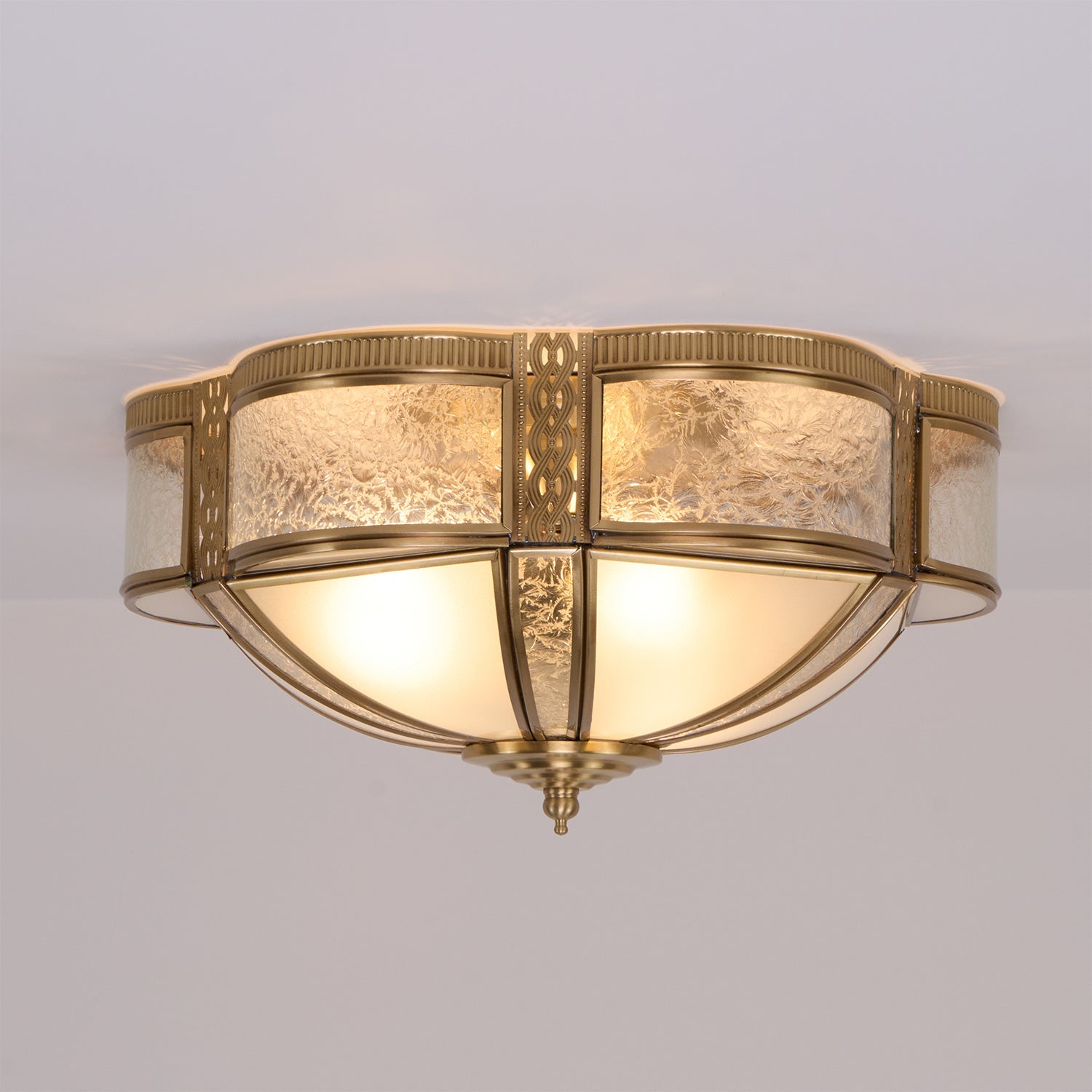 Floral Brass Ceiling Lamp - Blowlighting
